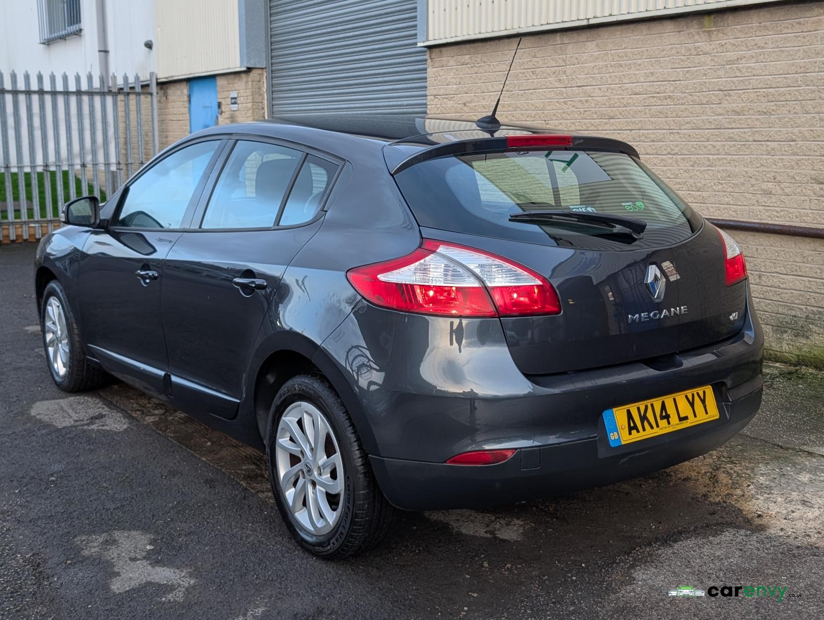 Renault Megane 1.5 dCi ENERGY Dynamique TomTom Hatchback 5dr Diesel Manual Euro 5 (s/s) (110 ps)