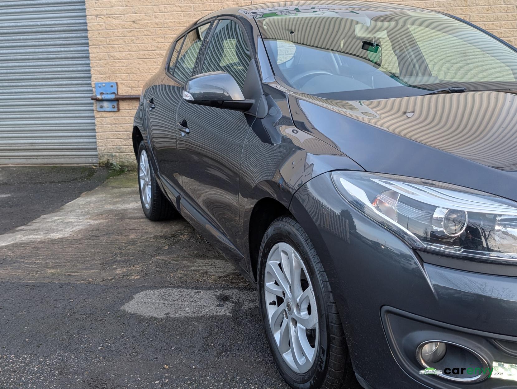 Renault Megane 1.5 dCi ENERGY Dynamique TomTom Hatchback 5dr Diesel Manual Euro 5 (s/s) (110 ps)