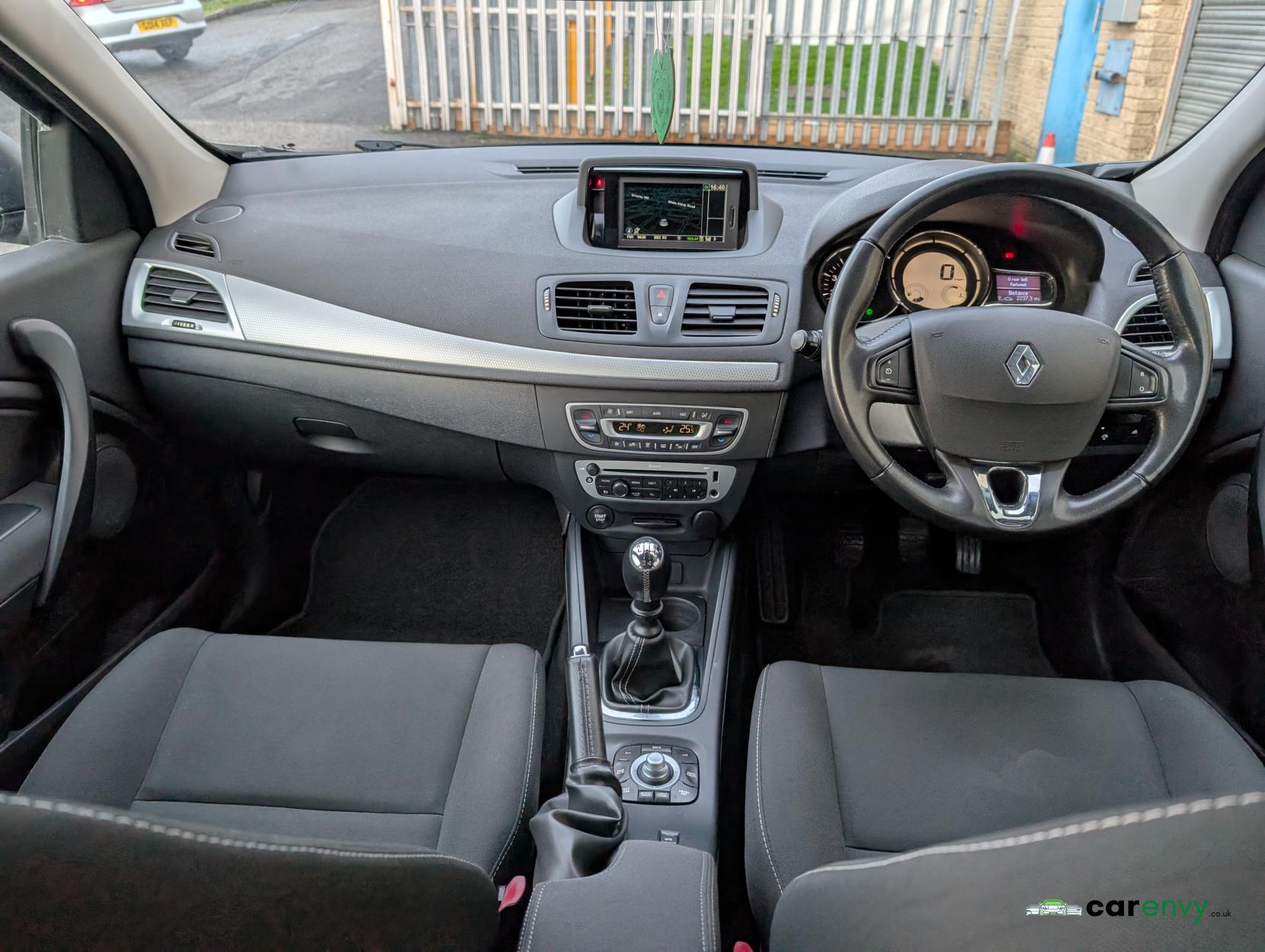 Renault Megane 1.5 dCi ENERGY Dynamique TomTom Hatchback 5dr Diesel Manual Euro 5 (s/s) (110 ps)