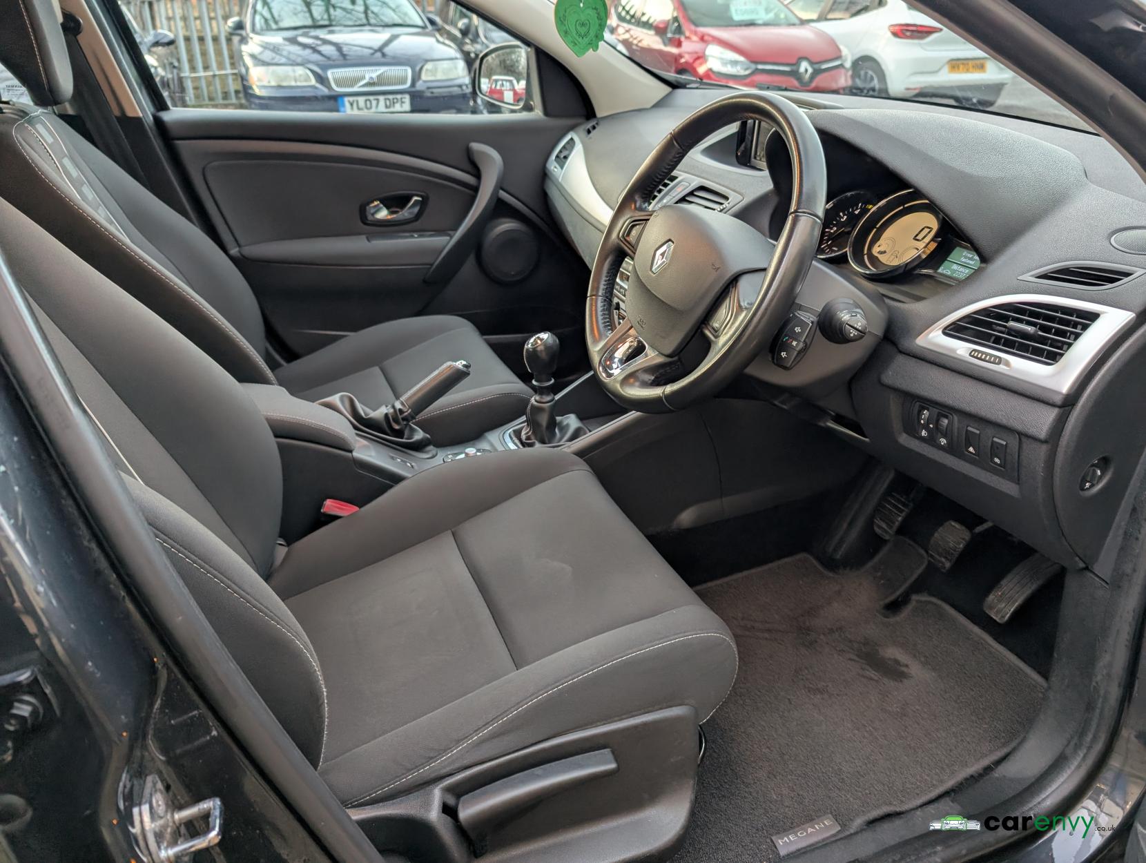 Renault Megane 1.5 dCi ENERGY Dynamique TomTom Hatchback 5dr Diesel Manual Euro 5 (s/s) (110 ps)