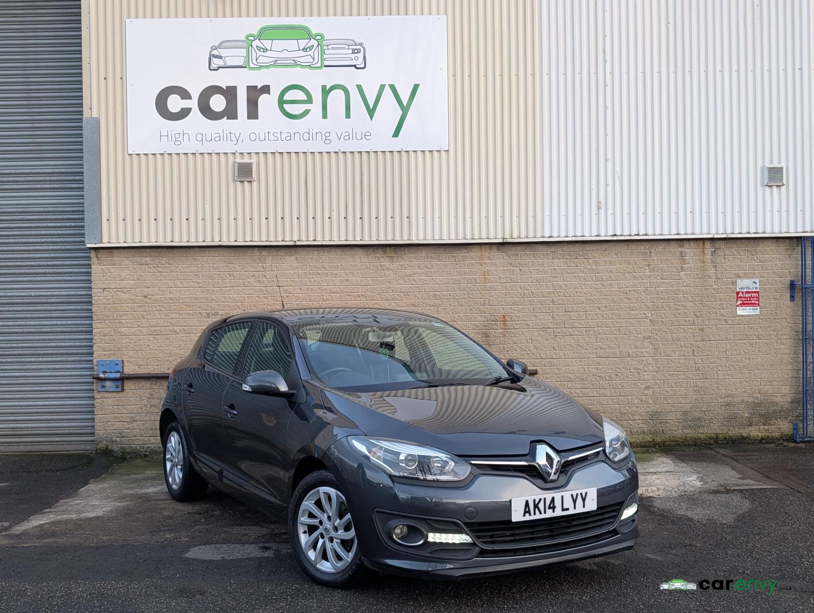 Renault Megane 1.5 dCi ENERGY Dynamique TomTom Hatchback 5dr Diesel Manual Euro 5 (s/s) (110 ps)