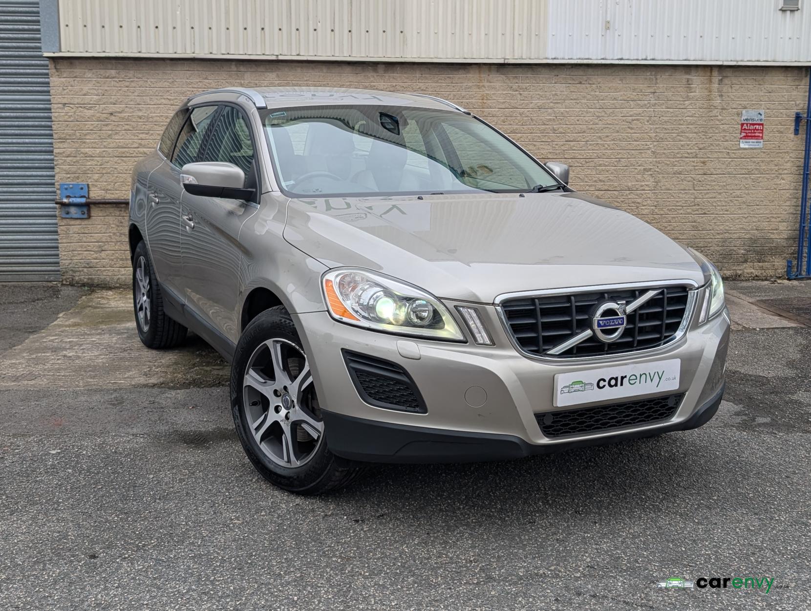 Volvo XC60 2.4 D5 SE Lux SUV 5dr Diesel Manual AWD Euro 5 (s/s) (215 ps)