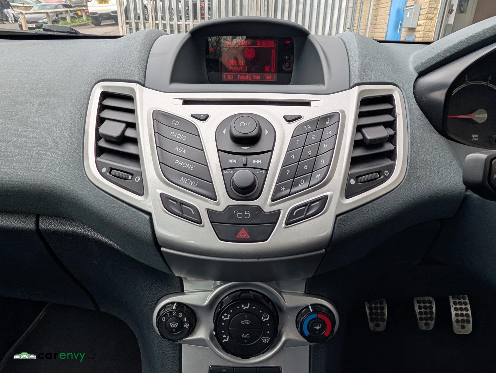 Ford Fiesta 1.6 S1600 Hatchback 3dr Petrol Manual (134 g/km, 118 bhp)