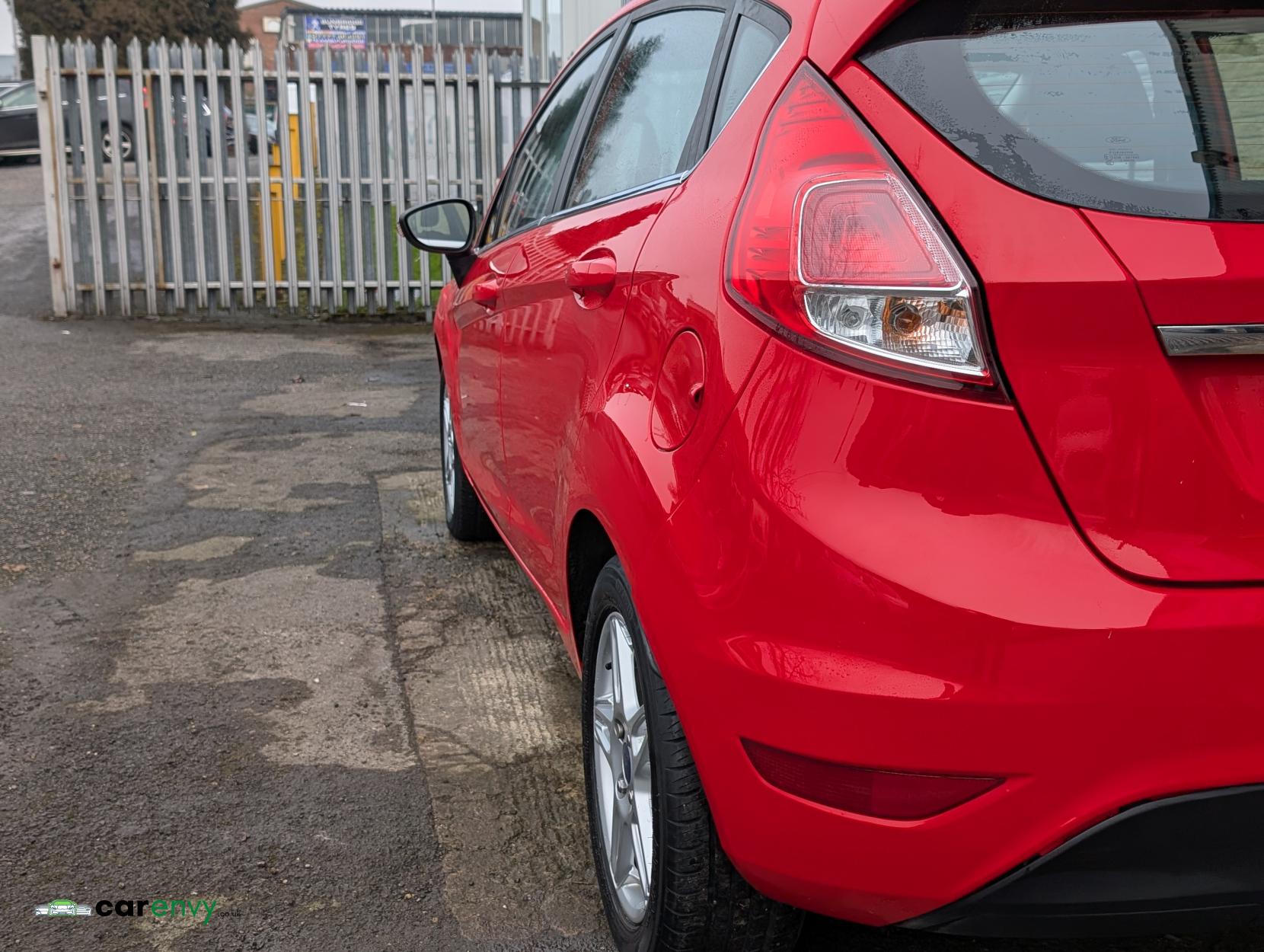 Ford Fiesta 1.25 Zetec Hatchback 5dr Petrol Manual Euro 5 (82 ps)