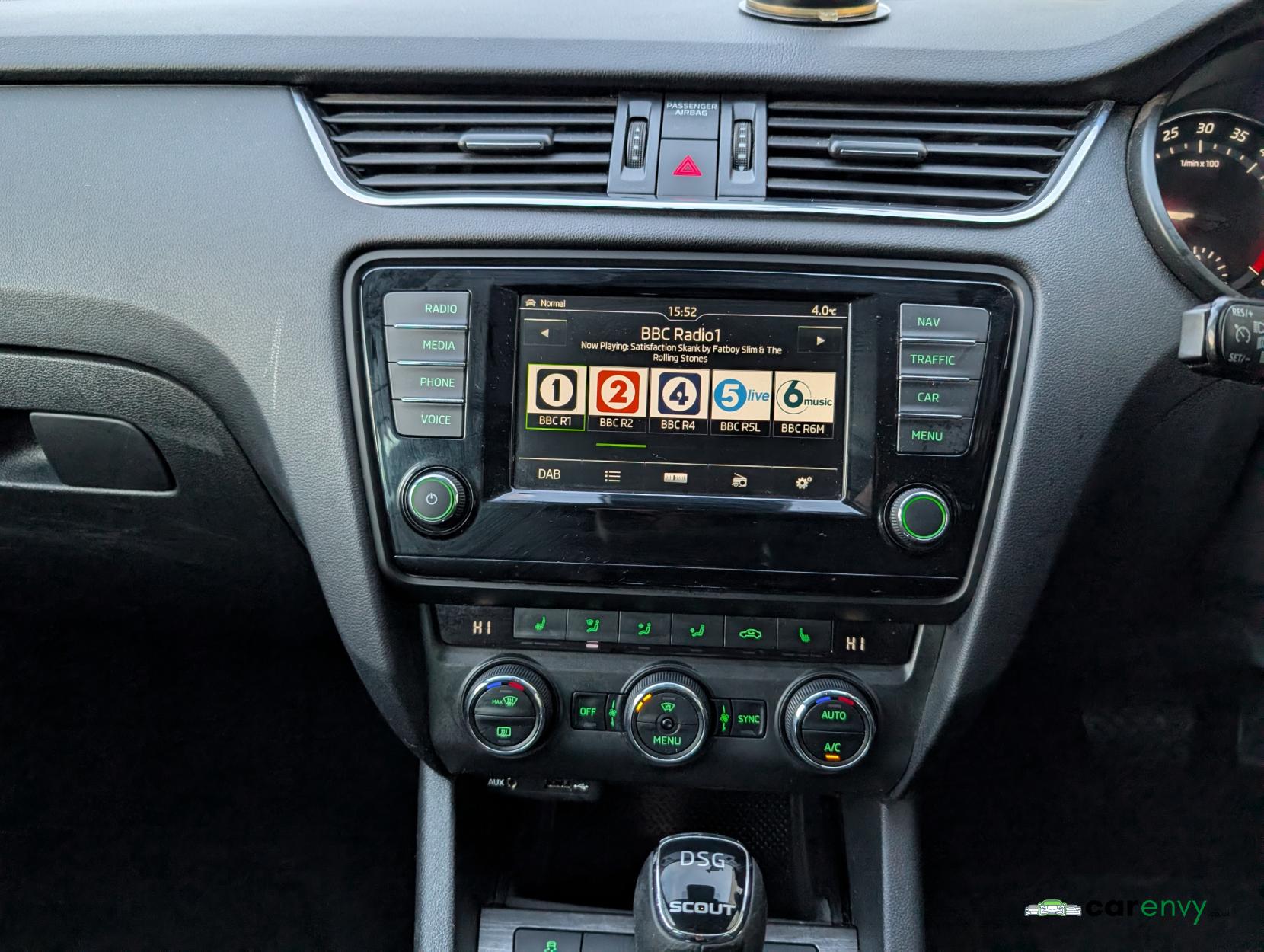 Skoda Octavia 2.0 TDI Scout Estate 5dr Diesel DSG 4WD Euro 6 (s/s) (184 ps)