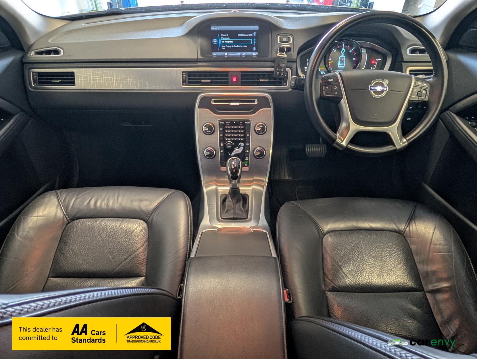 Volvo XC70 2.4 D4 SE Lux Estate 5dr Diesel Geartronic AWD Euro 5 (181 ps)