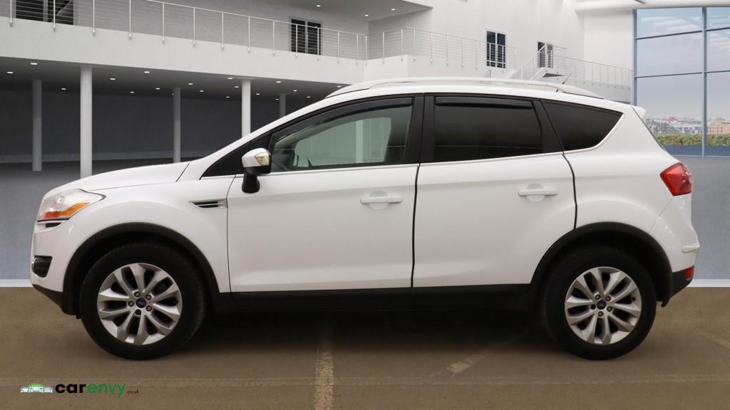 Ford Kuga 2.0 TDCi Titanium SUV 5dr Diesel Manual 2WD Euro 5 (140 ps)