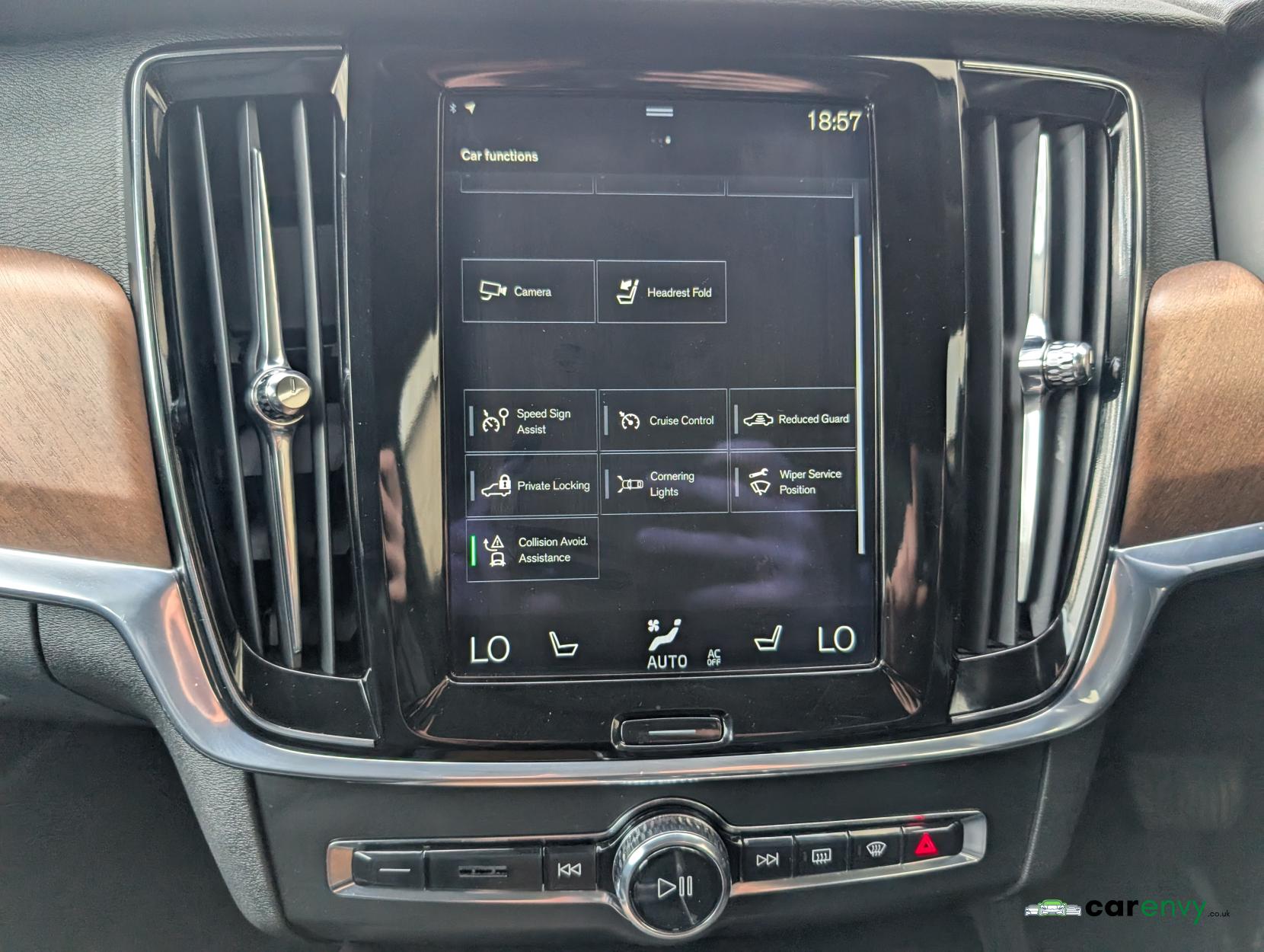 Volvo V90 2.0 D5 PowerPulse Inscription Pro Estate 5dr Diesel Auto AWD Euro 6 (s/s) (235 ps)
