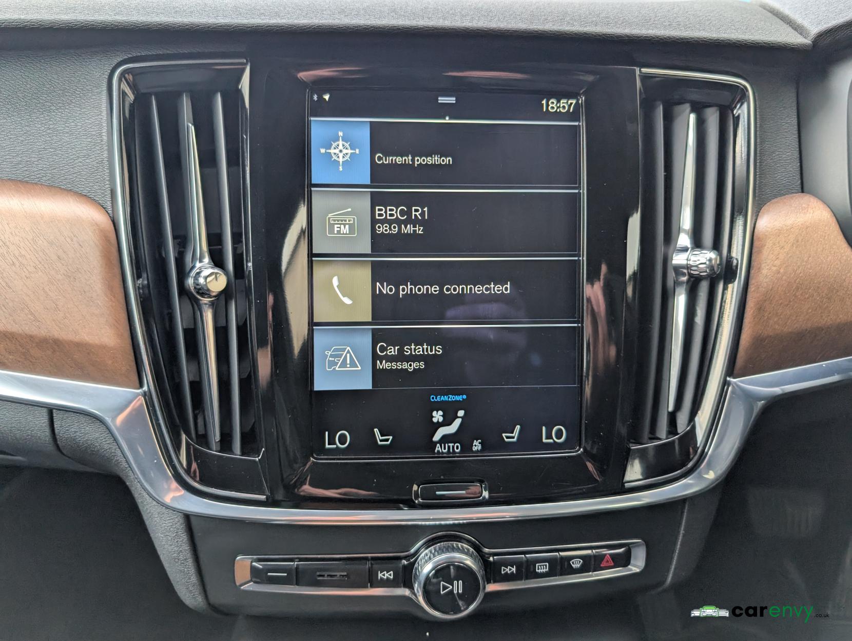 Volvo V90 2.0 D5 PowerPulse Inscription Pro Estate 5dr Diesel Auto AWD Euro 6 (s/s) (235 ps)