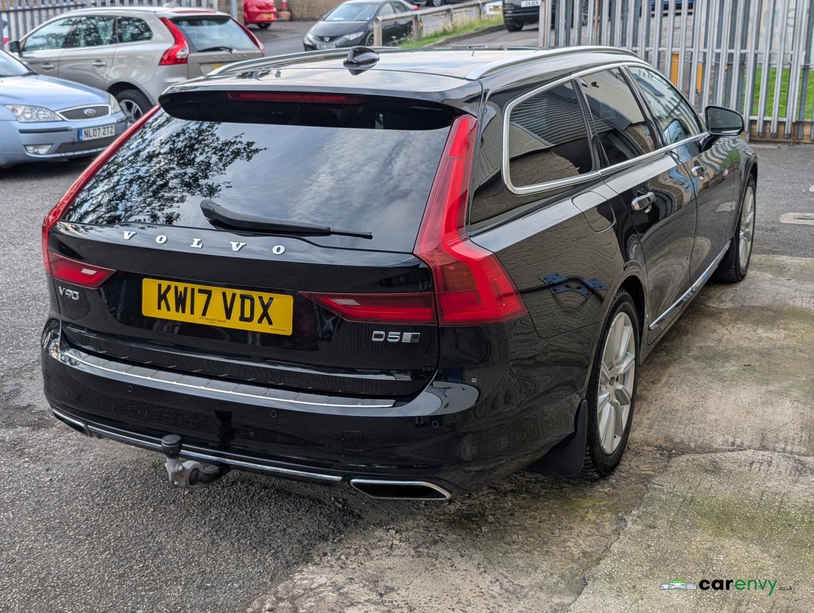 Volvo V90 2.0 D5 PowerPulse Inscription Pro Estate 5dr Diesel Auto AWD Euro 6 (s/s) (235 ps)