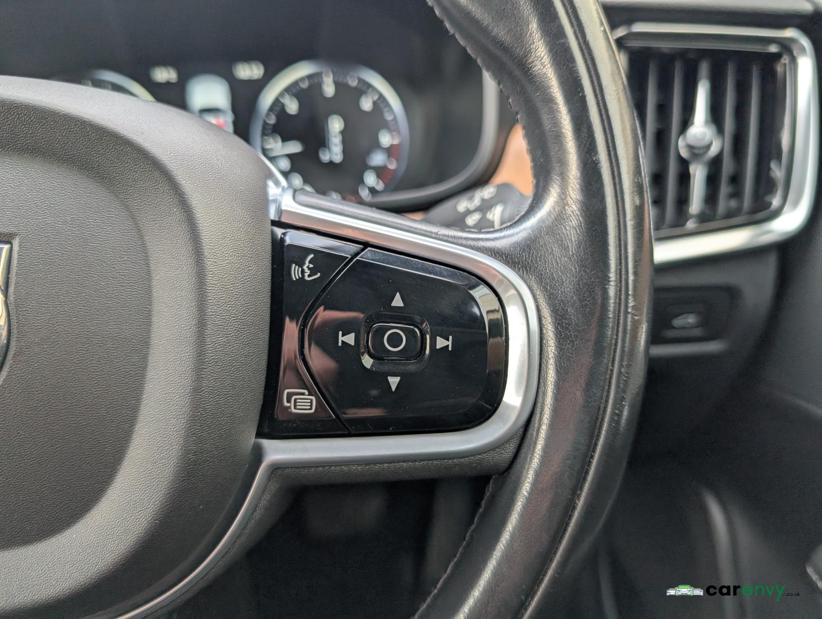 Volvo V90 2.0 D5 PowerPulse Inscription Pro Estate 5dr Diesel Auto AWD Euro 6 (s/s) (235 ps)