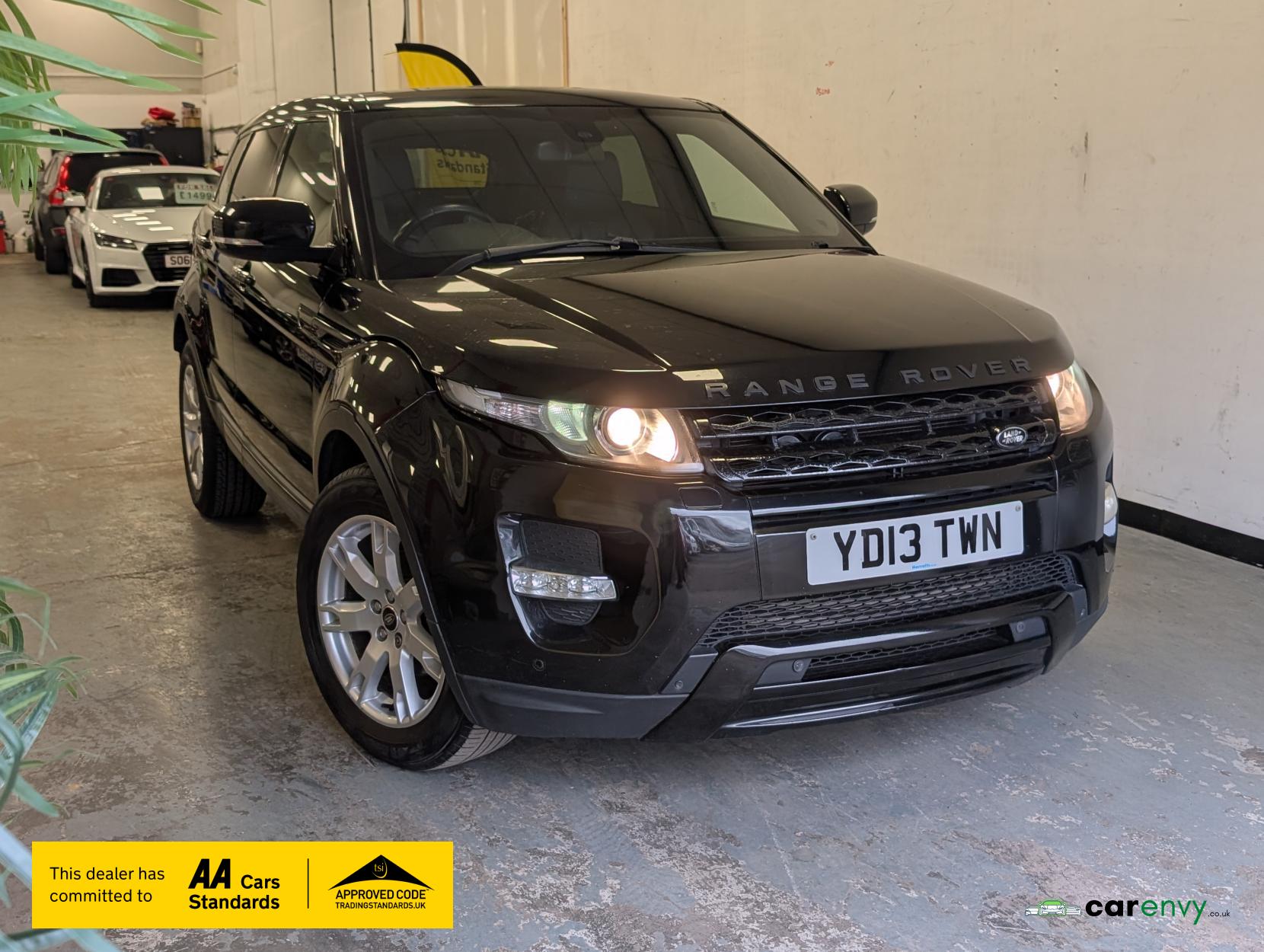 Land Rover Range Rover Evoque 2.2 SD4 Pure SUV 5dr Diesel Auto 4WD Euro 5 (190 ps)
