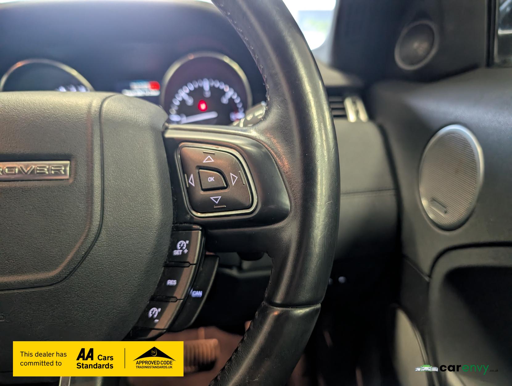 Land Rover Range Rover Evoque 2.2 SD4 Pure SUV 5dr Diesel Auto 4WD Euro 5 (190 ps)