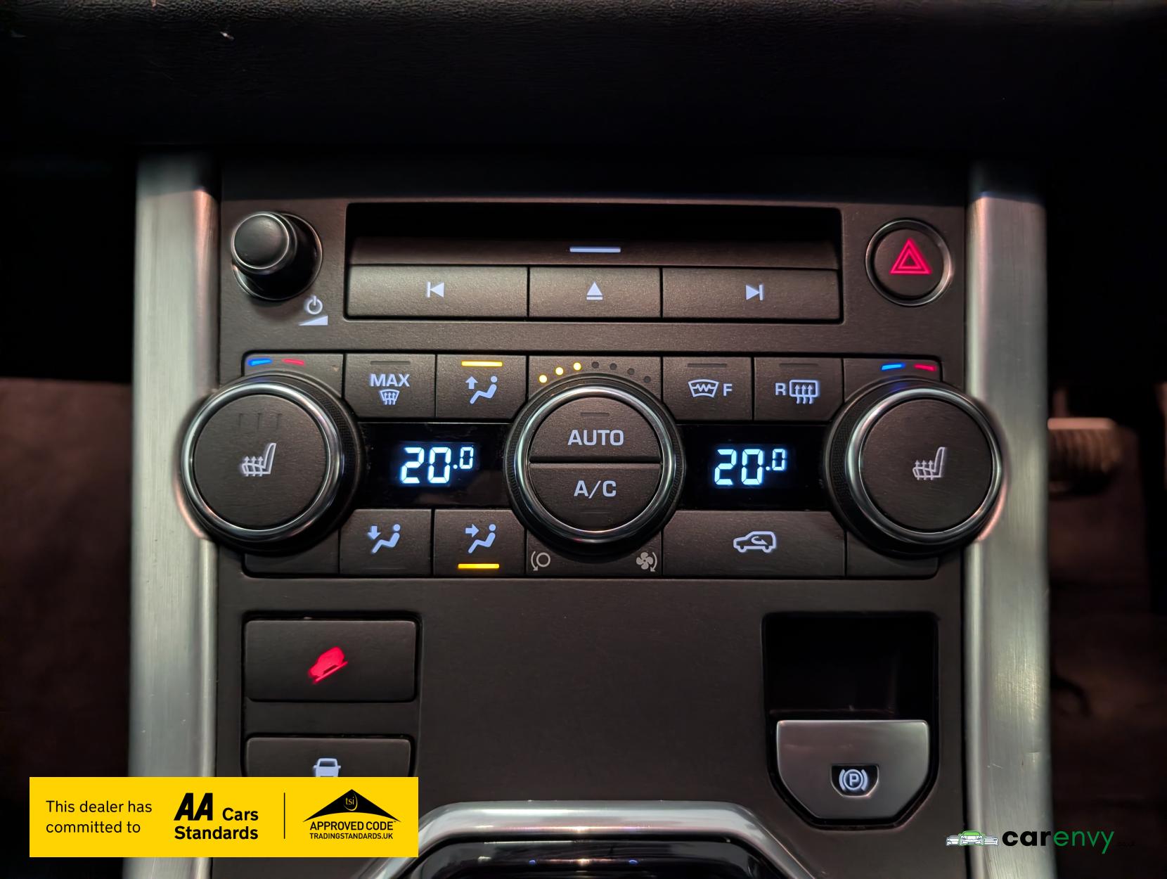 Land Rover Range Rover Evoque 2.2 SD4 Pure SUV 5dr Diesel Auto 4WD Euro 5 (190 ps)