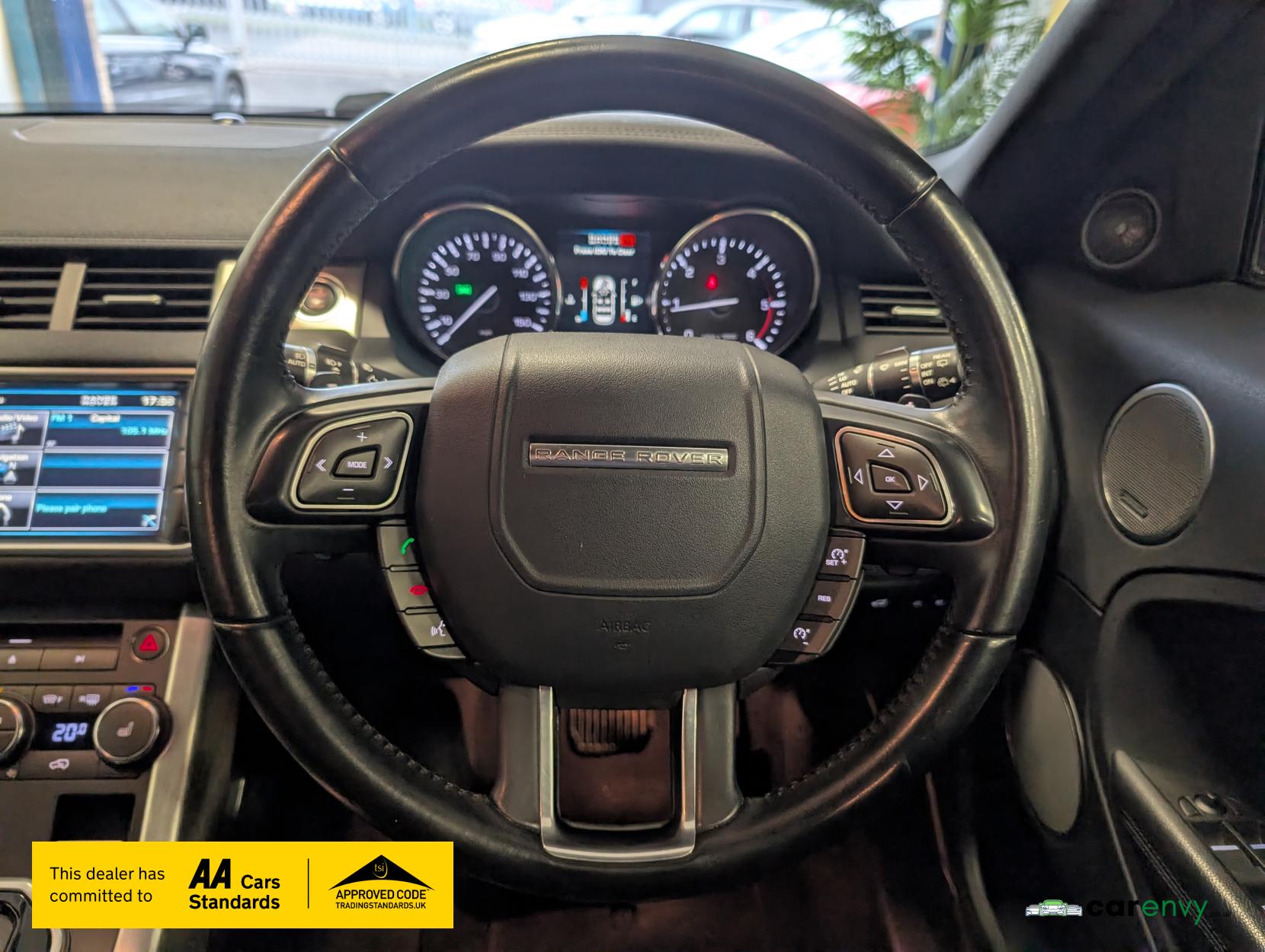 Land Rover Range Rover Evoque 2.2 SD4 Pure SUV 5dr Diesel Auto 4WD Euro 5 (190 ps)