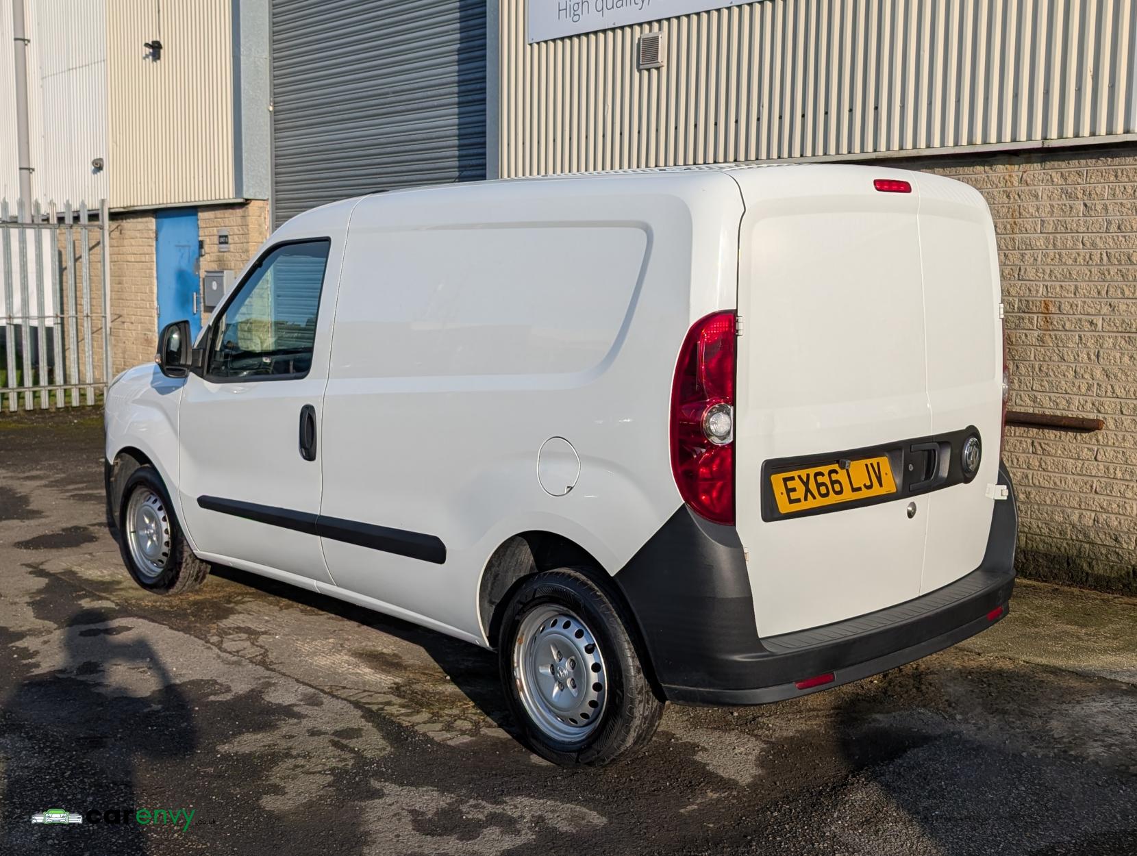 Vauxhall Combo 1.3 CDTi 2000 16v Panel Van 3dr Diesel Manual FWD L1 H1 (133 g/km, 89 bhp)