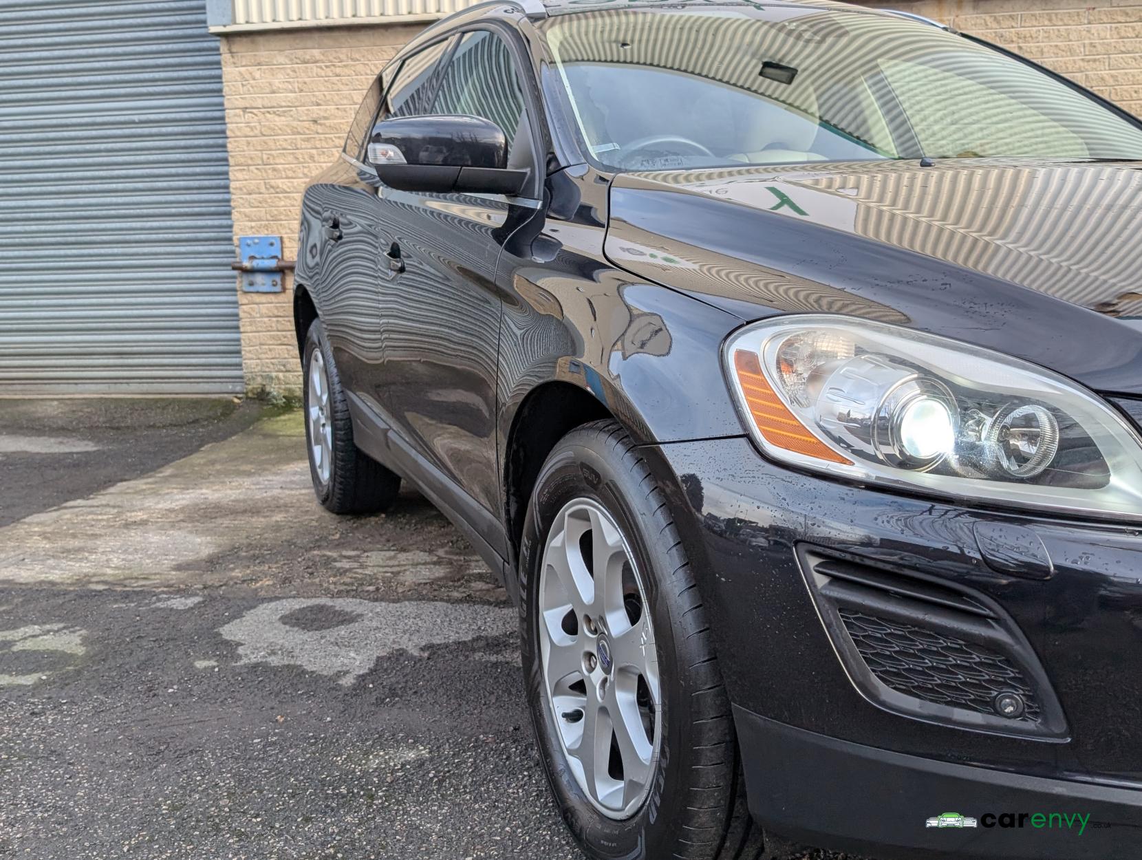 Volvo XC60 2.4 D5 SE Lux SUV 5dr Diesel Manual AWD Euro 5 (s/s) (215 ps)