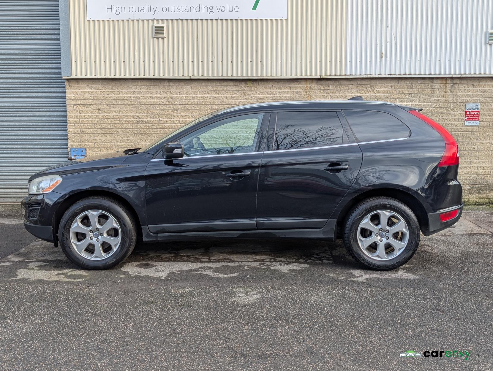 Volvo XC60 2.4 D5 SE Lux SUV 5dr Diesel Manual AWD Euro 5 (s/s) (215 ps)
