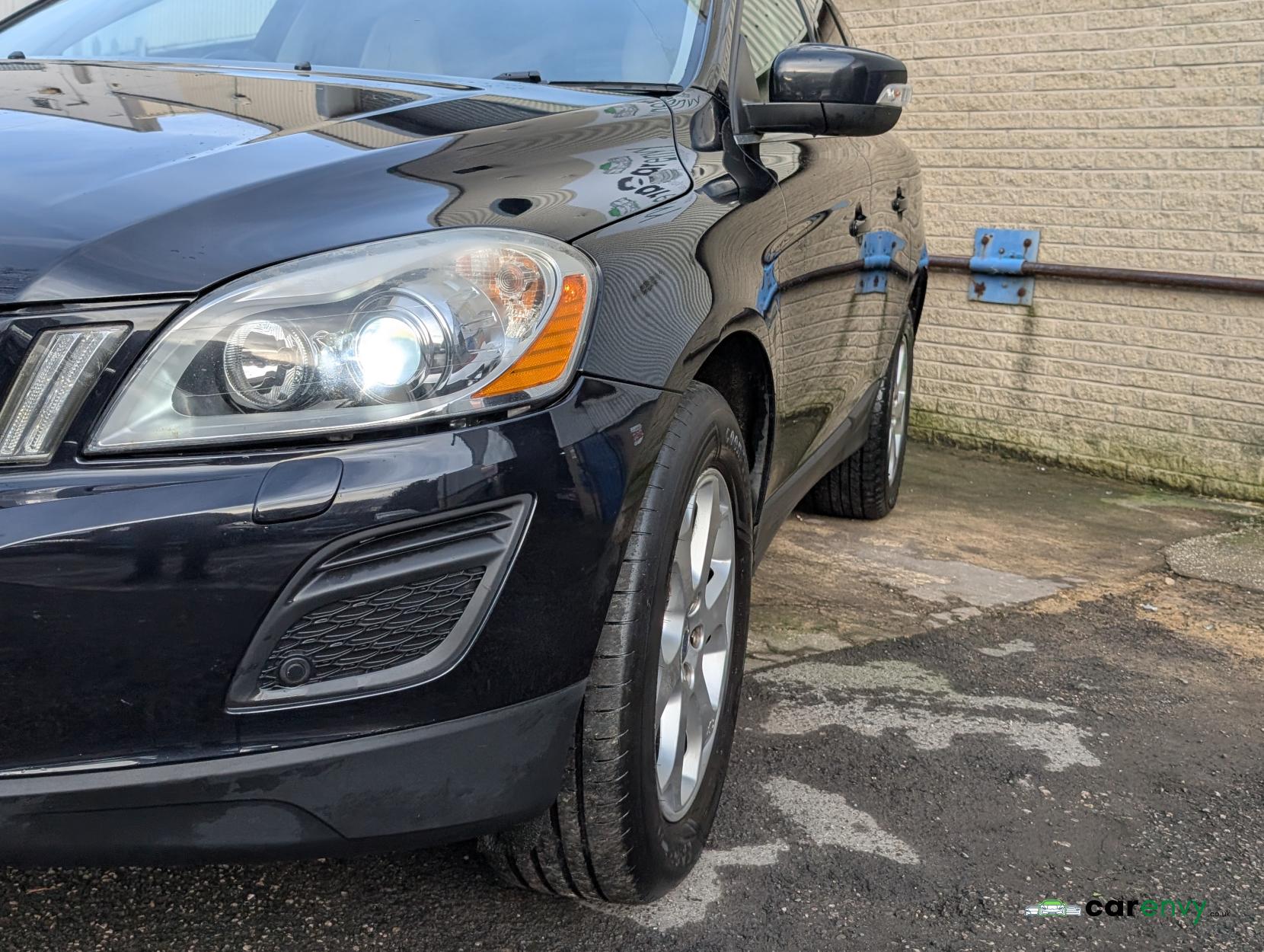 Volvo XC60 2.4 D5 SE Lux SUV 5dr Diesel Manual AWD Euro 5 (s/s) (215 ps)