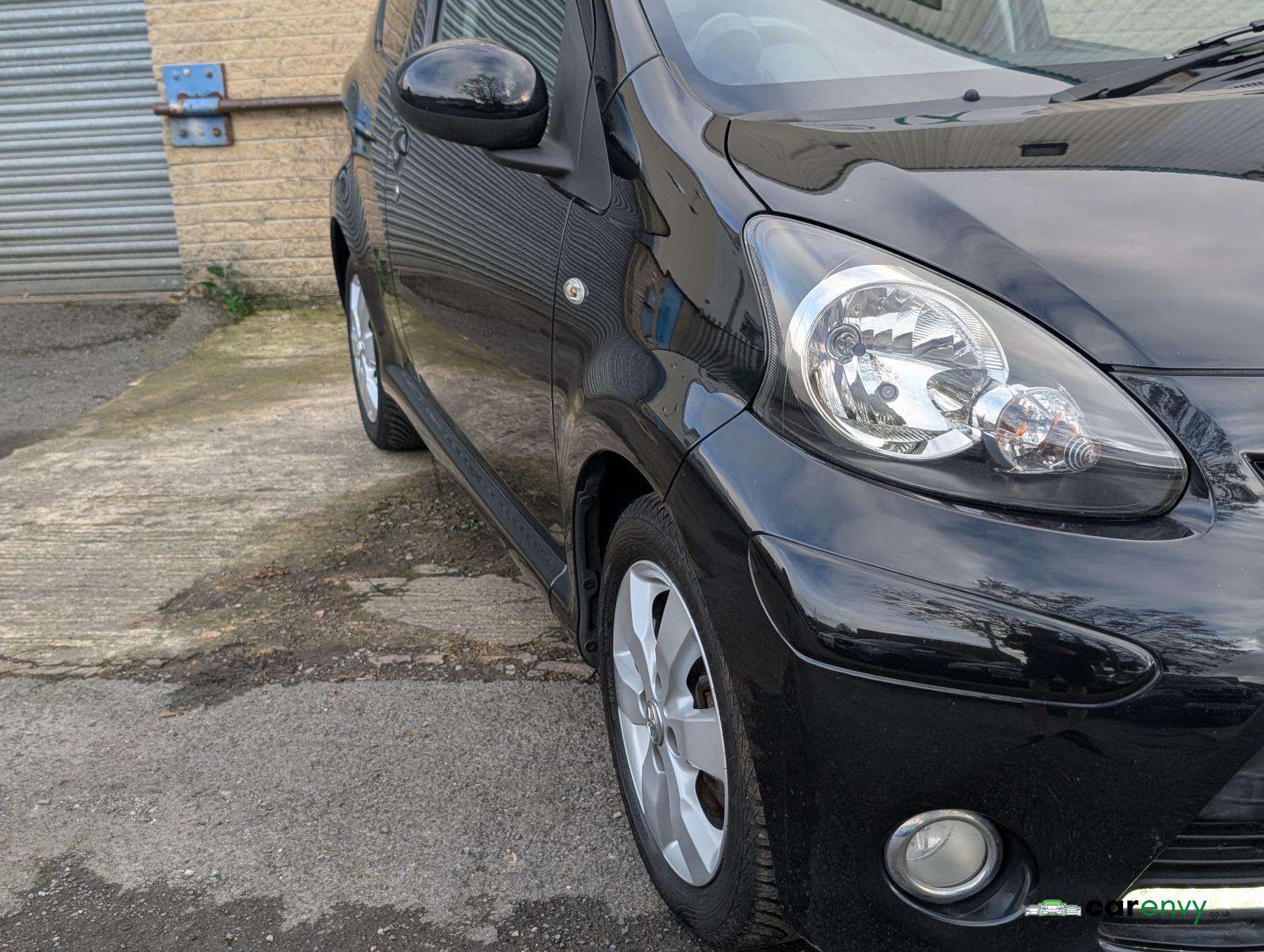 Toyota AYGO 1.0 VVT-i Fire Hatchback 3dr Petrol Manual Euro 5 (67 ps)