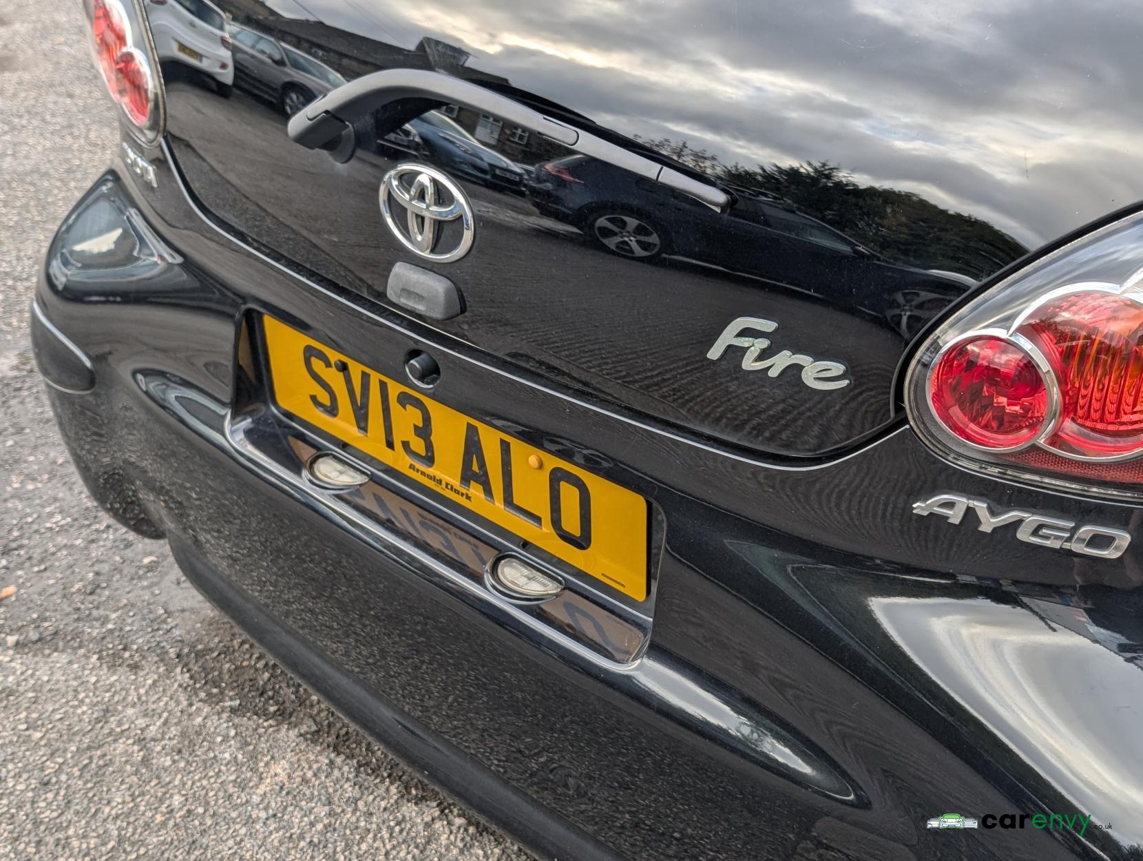 Toyota AYGO 1.0 VVT-i Fire Hatchback 3dr Petrol Manual Euro 5 (67 ps)