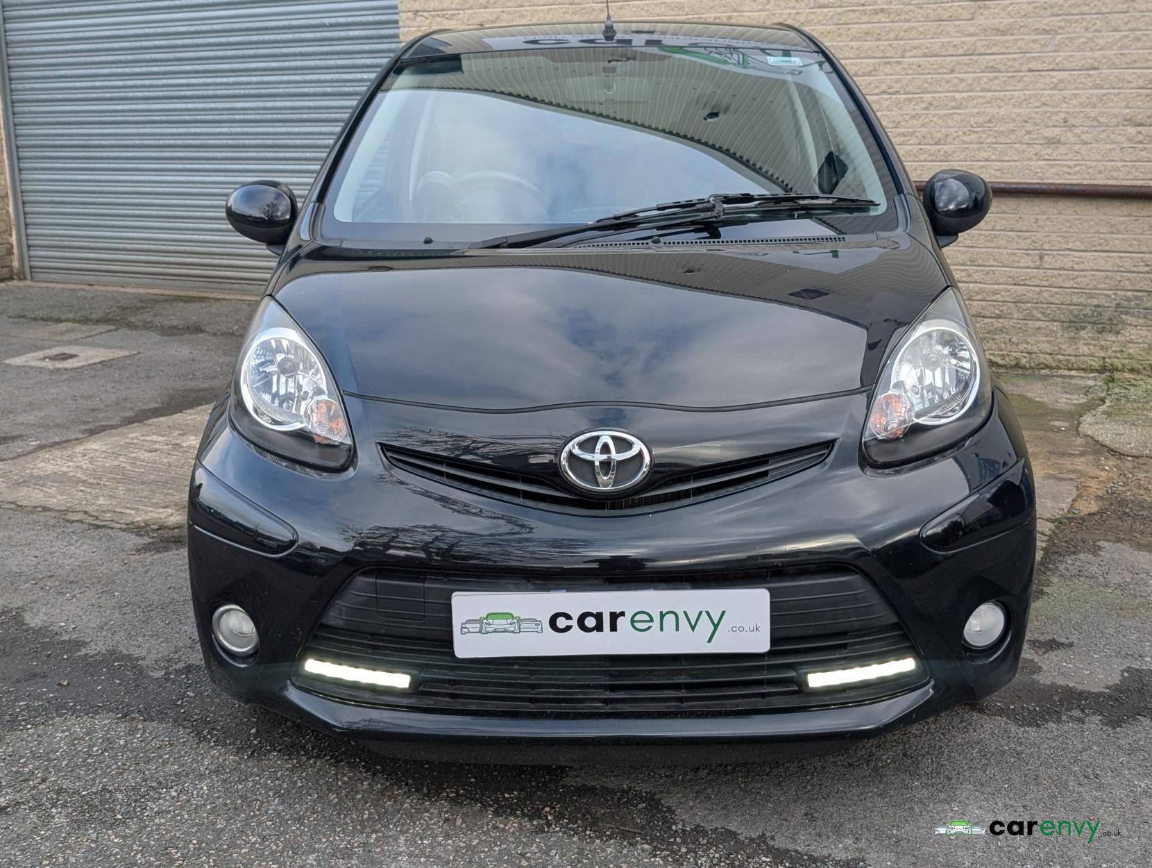 Toyota AYGO 1.0 VVT-i Fire Hatchback 3dr Petrol Manual Euro 5 (67 ps)