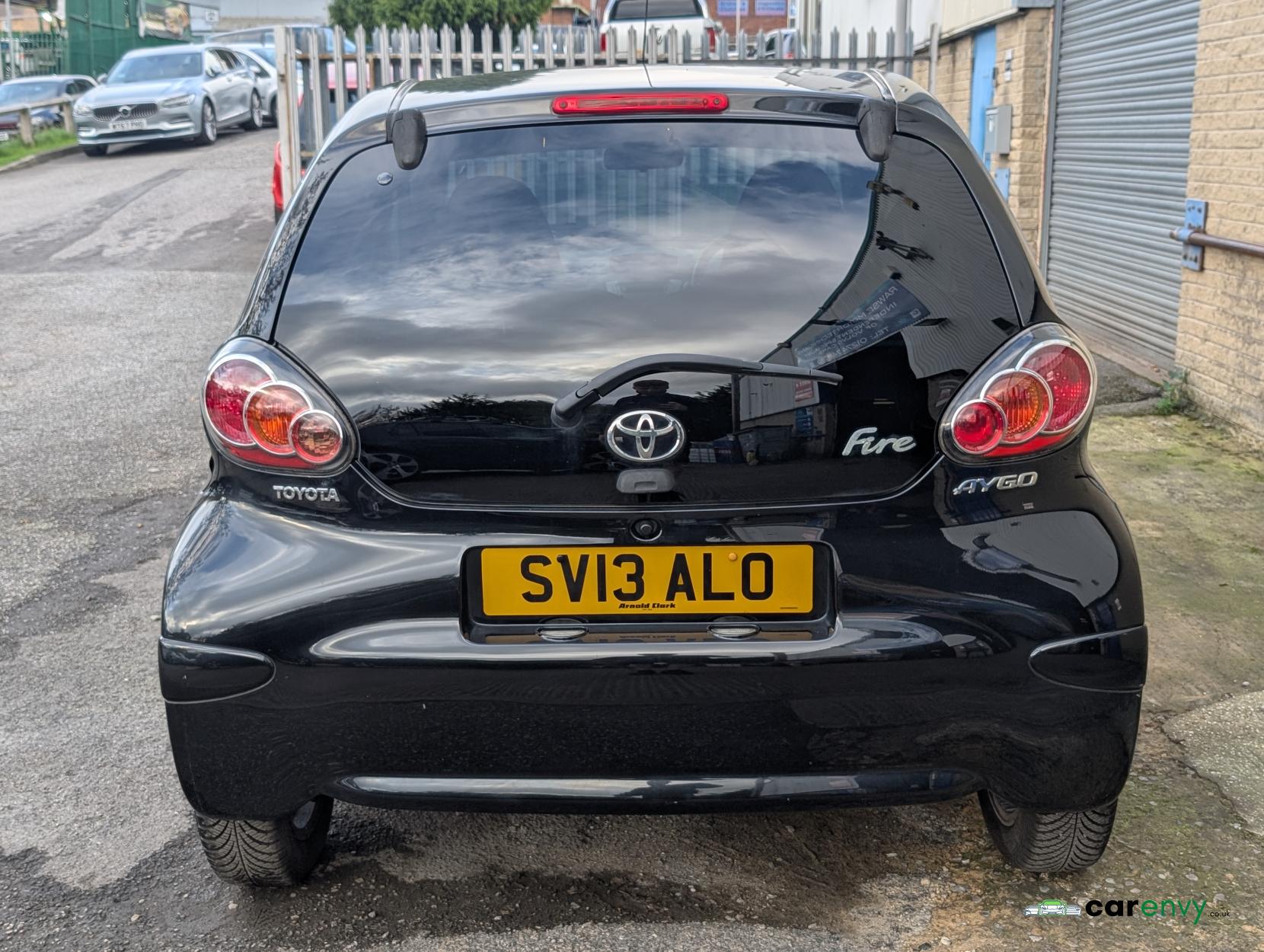 Toyota AYGO 1.0 VVT-i Fire Hatchback 3dr Petrol Manual Euro 5 (67 ps)