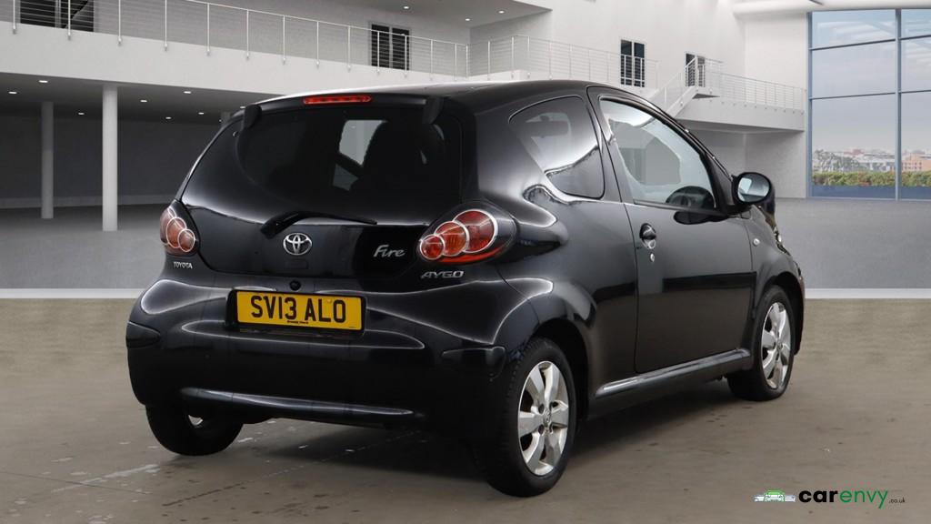 Toyota AYGO 1.0 VVT-i Fire Hatchback 3dr Petrol Manual Euro 5 (67 ps)