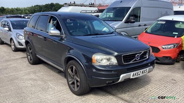 Volvo XC90 2.4 D5 R-Design Nav SUV 5dr Diesel Geartronic 4WD Euro 5 (200 ps)