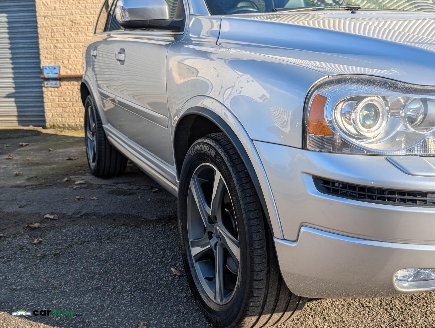 Volvo XC90 2.4 D5 R-Design SUV 5dr Diesel Geartronic 4WD Euro 5 (200 ps)