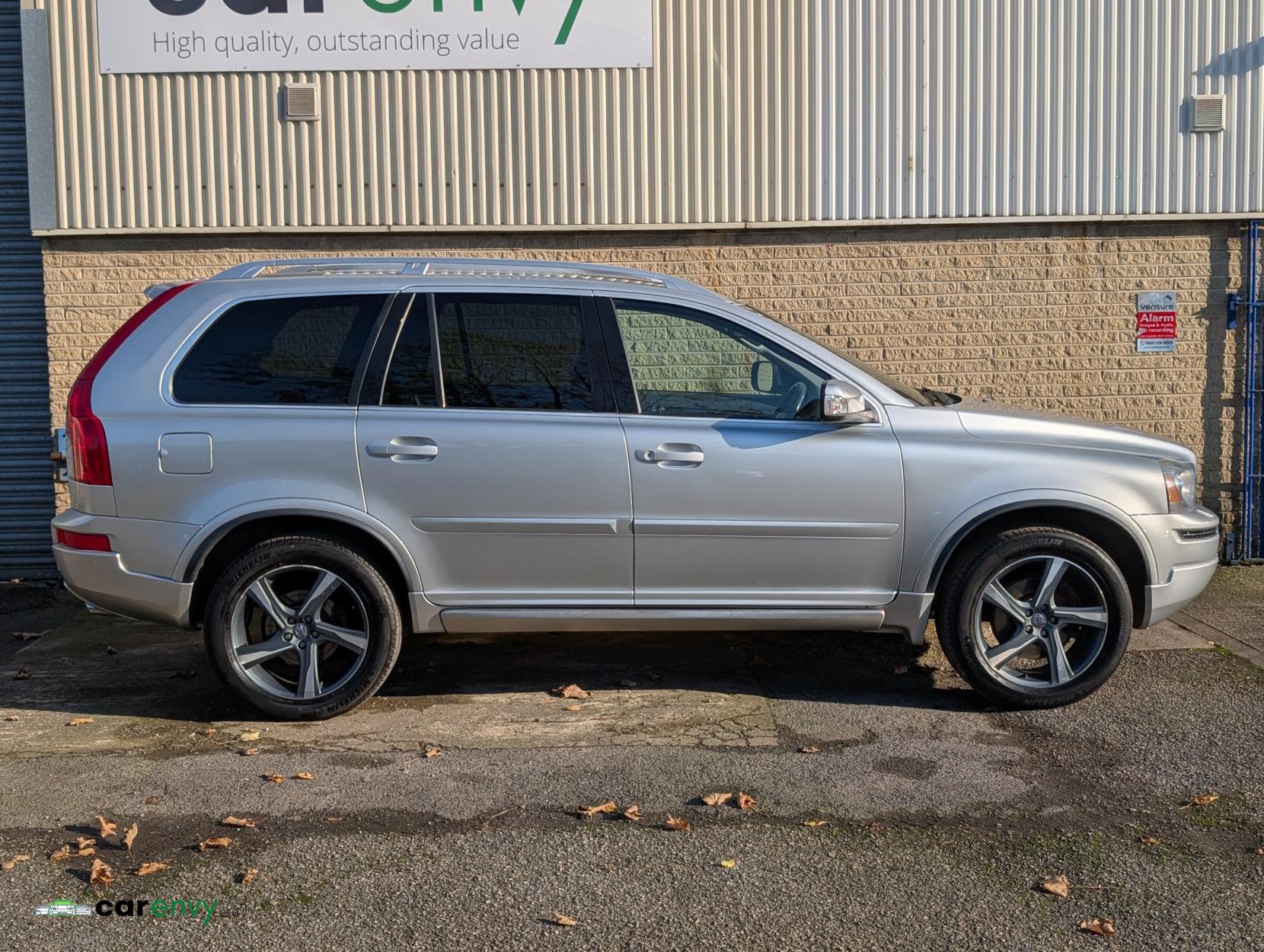 Volvo XC90 2.4 D5 R-Design SUV 5dr Diesel Geartronic 4WD Euro 5 (200 ps)