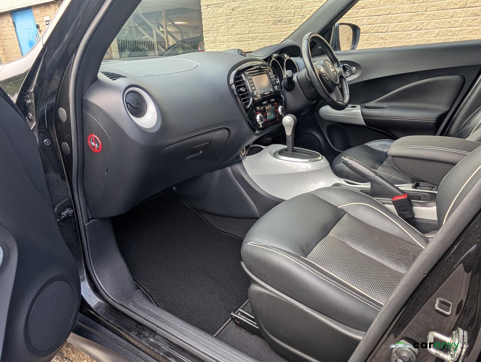 Nissan Juke 1.6 Tekna SUV 5dr Petrol XTRON Euro 6 (117 ps)