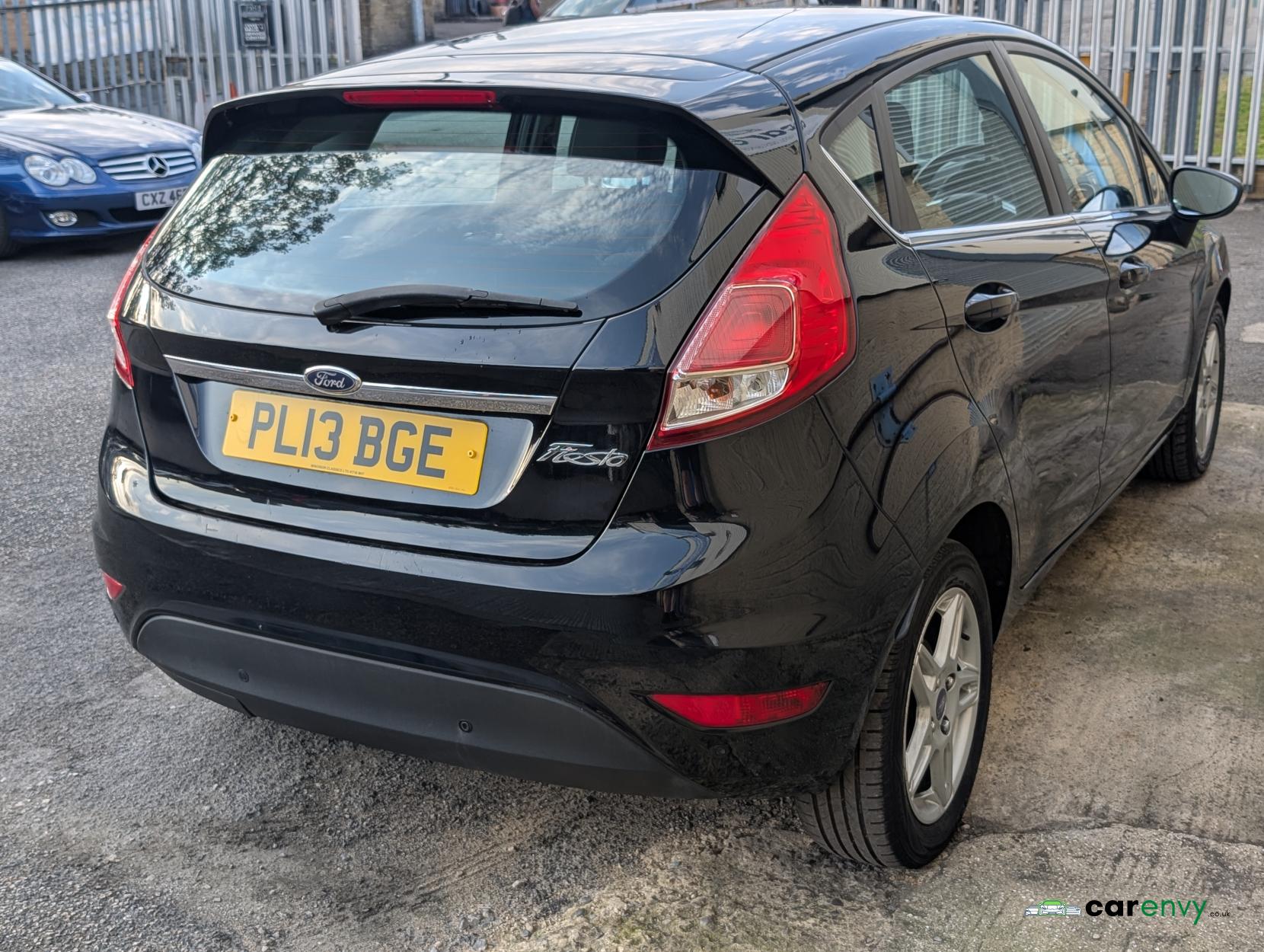 Ford Fiesta 1.25 Zetec Hatchback 5dr Petrol Manual Euro 5 (82 ps)