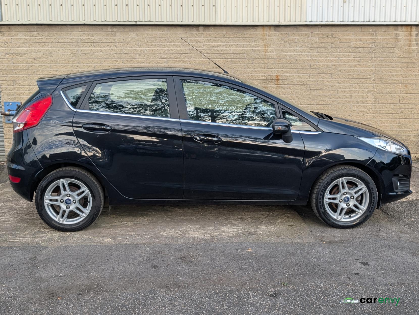 Ford Fiesta 1.25 Zetec Hatchback 5dr Petrol Manual Euro 5 (82 ps)