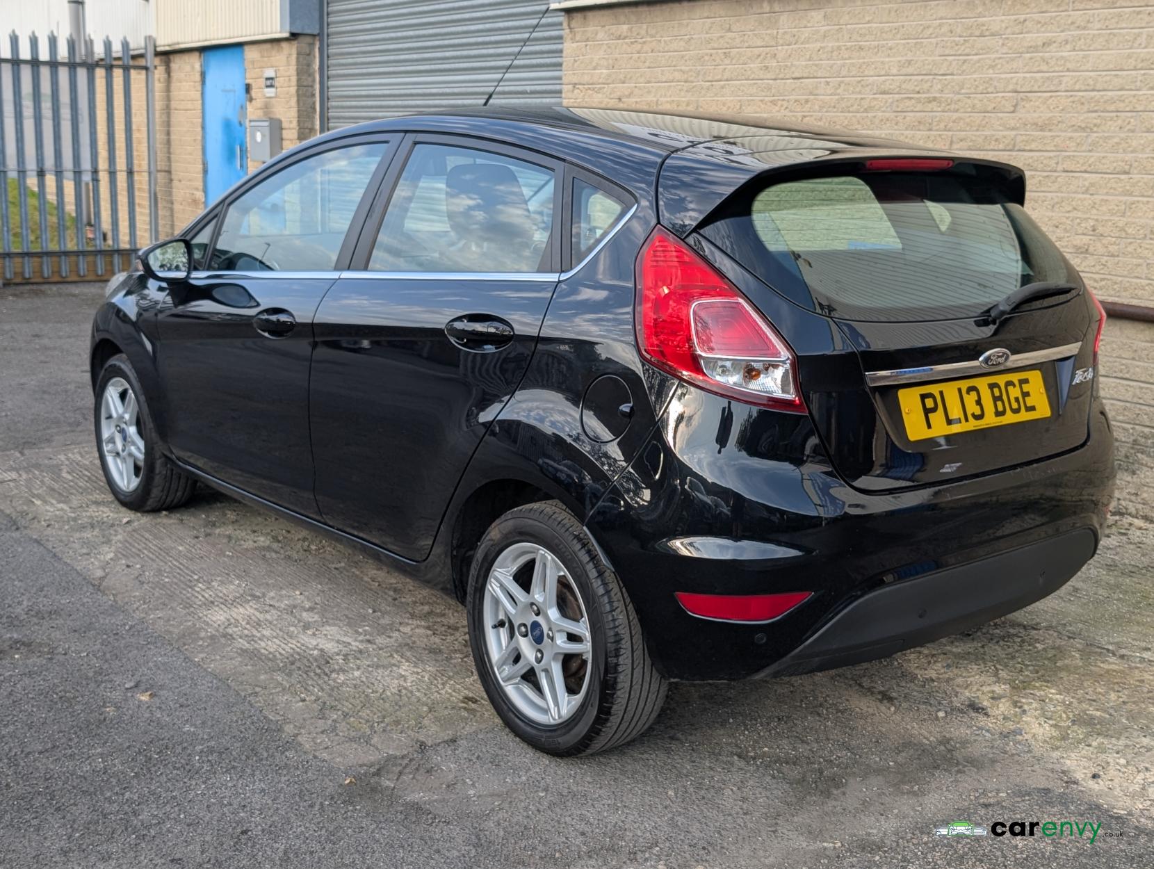 Ford Fiesta 1.25 Zetec Hatchback 5dr Petrol Manual Euro 5 (82 ps)