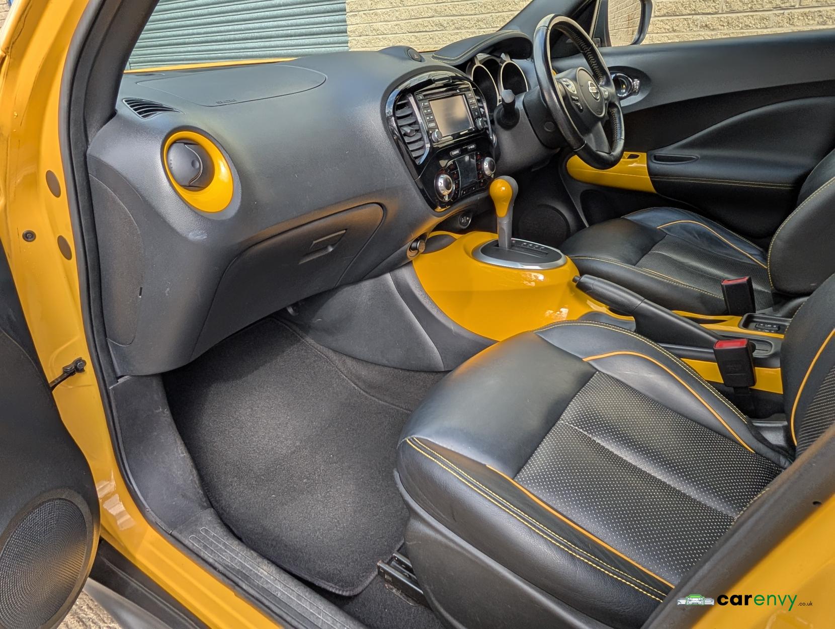 Nissan Juke 1.6 Tekna SUV 5dr Petrol XTRON Euro 6 (117 ps)