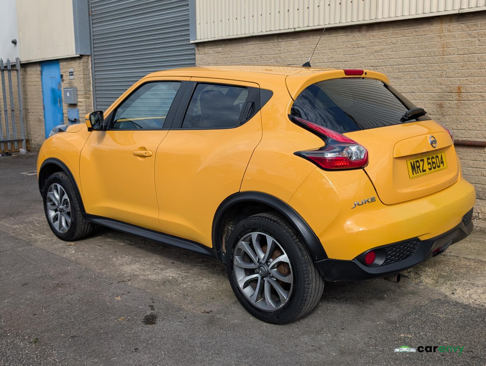 Nissan Juke 1.6 Tekna SUV 5dr Petrol XTRON Euro 6 (117 ps)