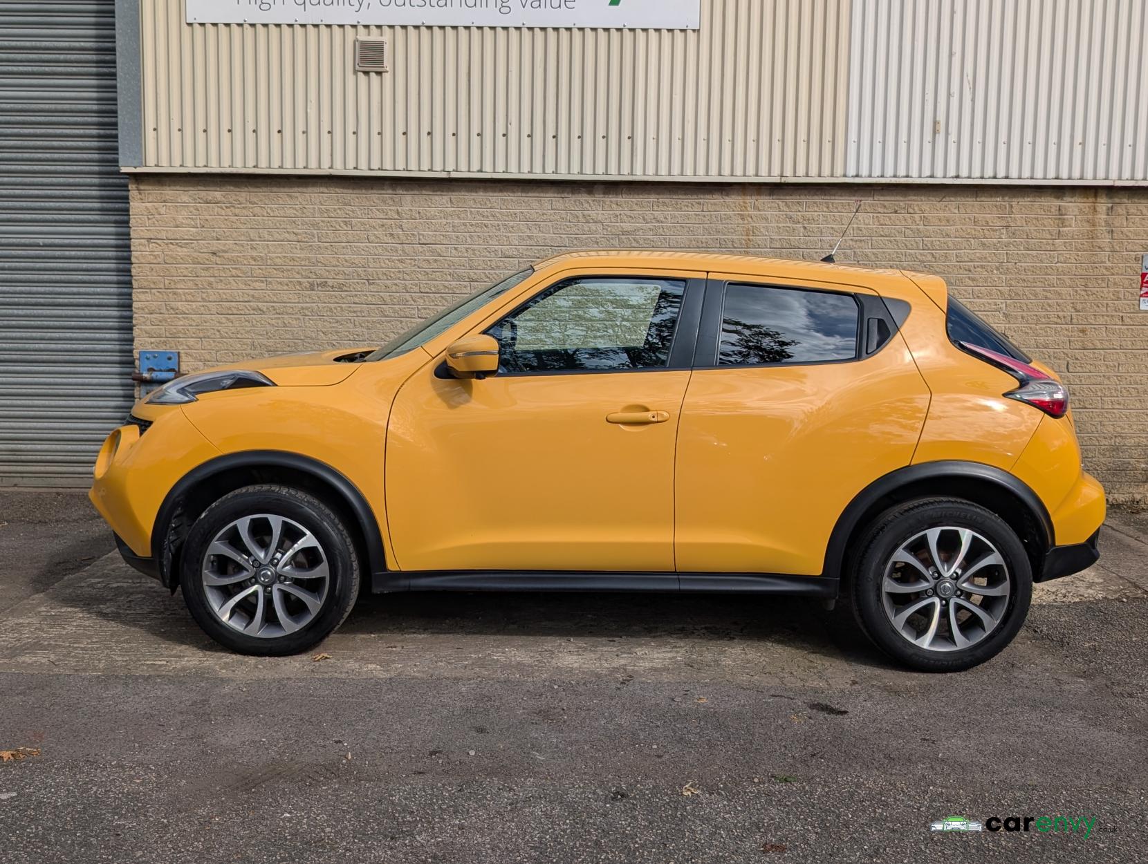 Nissan Juke 1.6 Tekna SUV 5dr Petrol XTRON Euro 6 (117 ps)