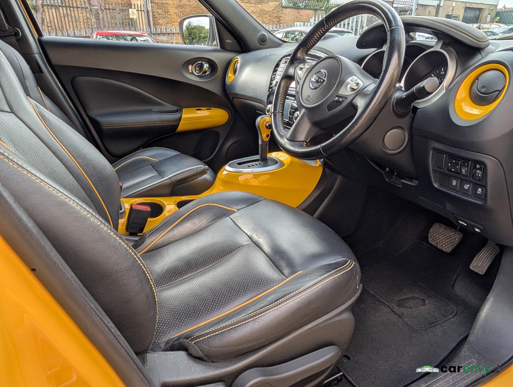 Nissan Juke 1.6 Tekna SUV 5dr Petrol XTRON Euro 6 (117 ps)