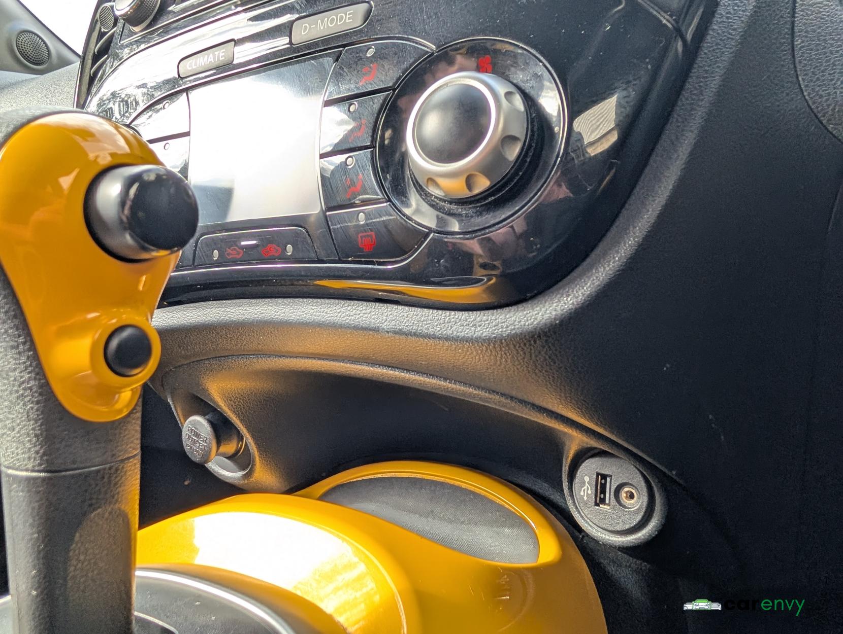 Nissan Juke 1.6 Tekna SUV 5dr Petrol XTRON Euro 6 (117 ps)