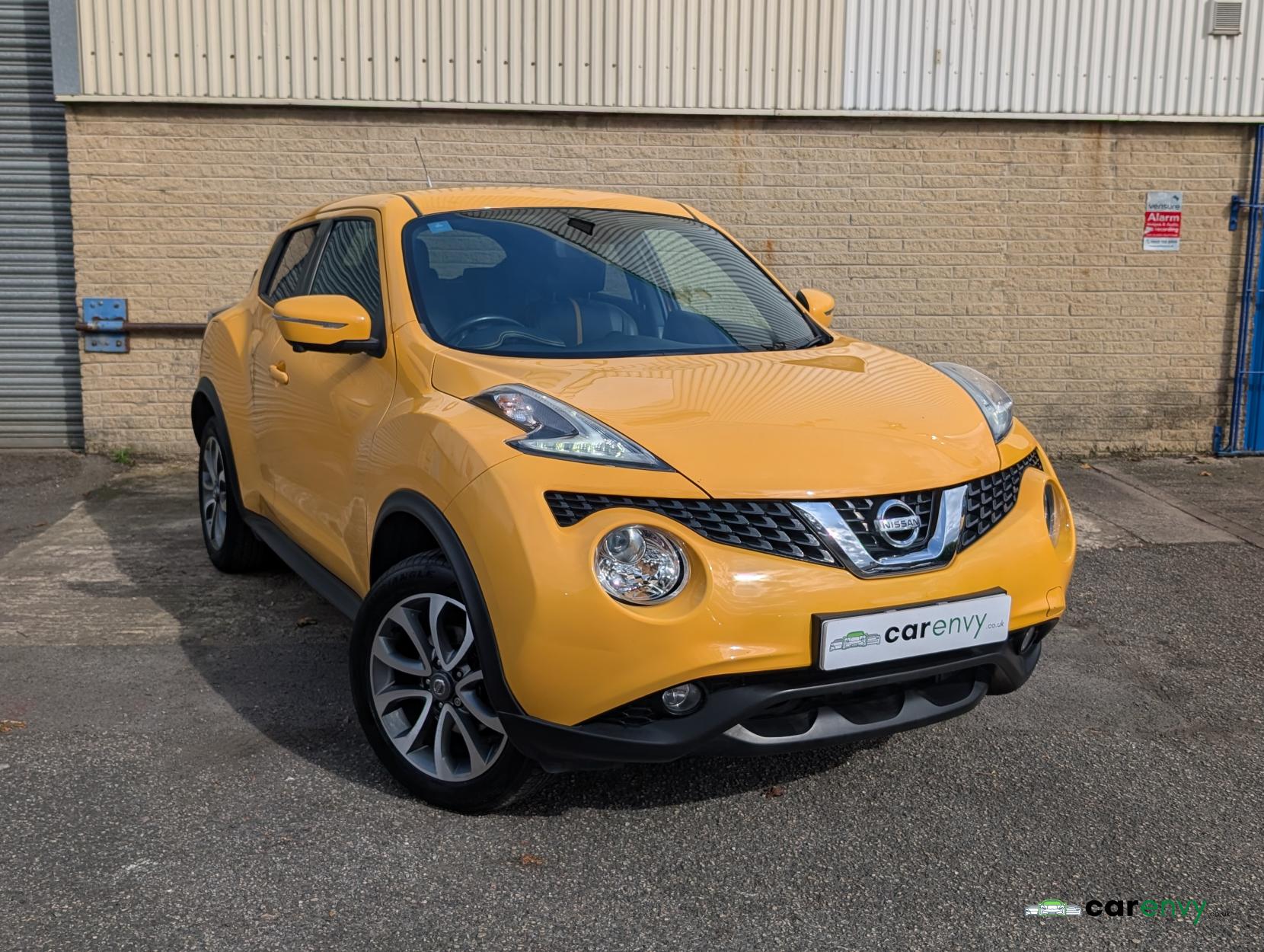 Nissan Juke 1.6 Tekna SUV 5dr Petrol XTRON Euro 6 (117 ps)
