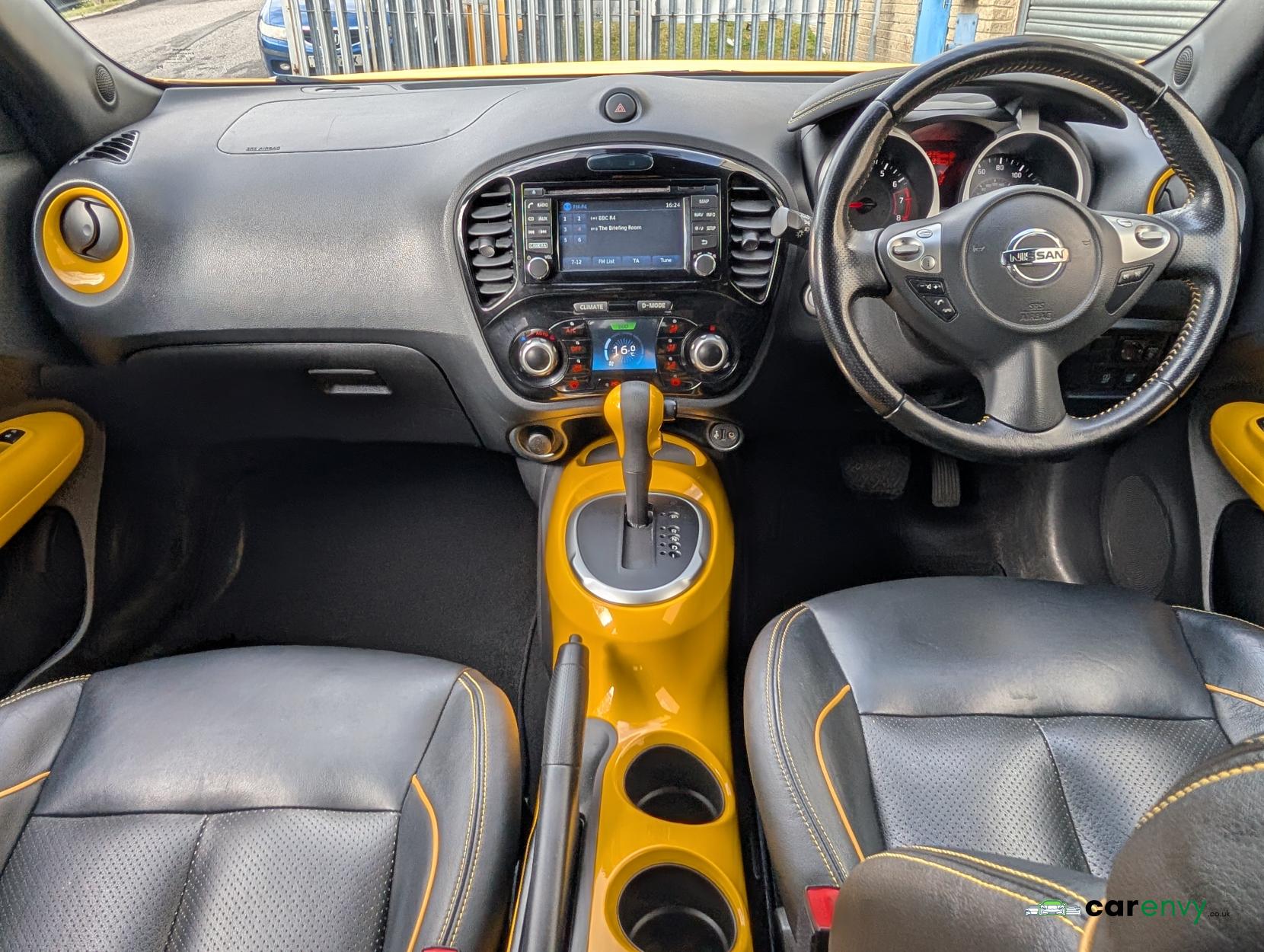 Nissan Juke 1.6 Tekna SUV 5dr Petrol XTRON Euro 6 (117 ps)