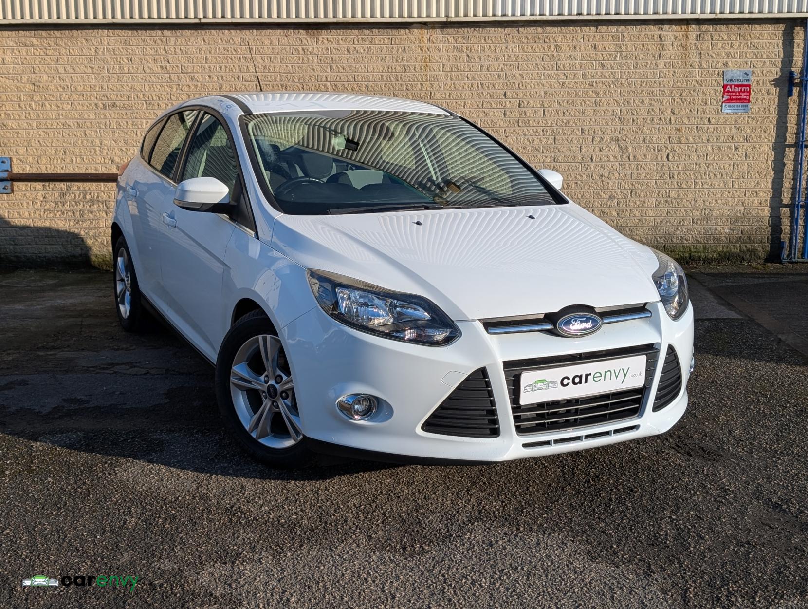 Ford Focus 1.6 TDCi Zetec Hatchback 5dr Diesel Manual Euro 5 (s/s) (115 ps)