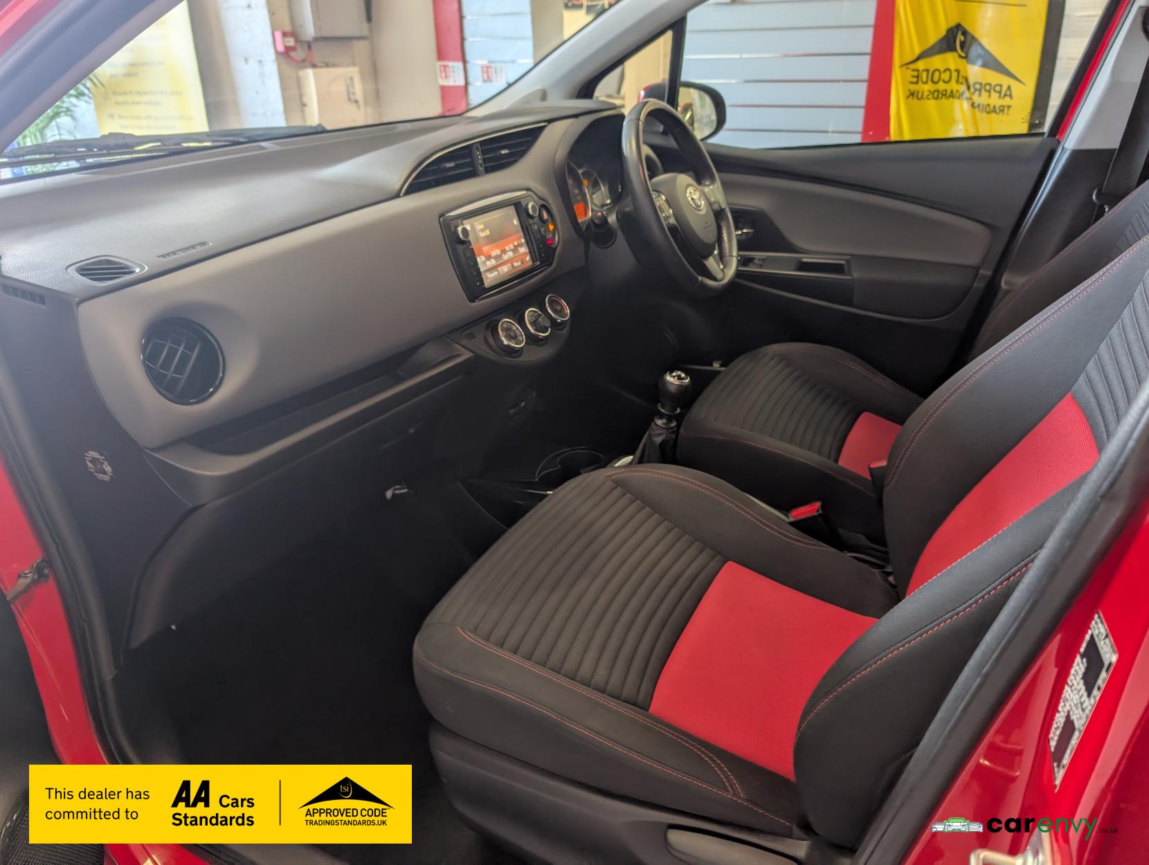 Toyota Yaris 1.33 Dual VVT-i Sport Hatchback 5dr Petrol Manual Euro 5 Euro 5 (99 ps)