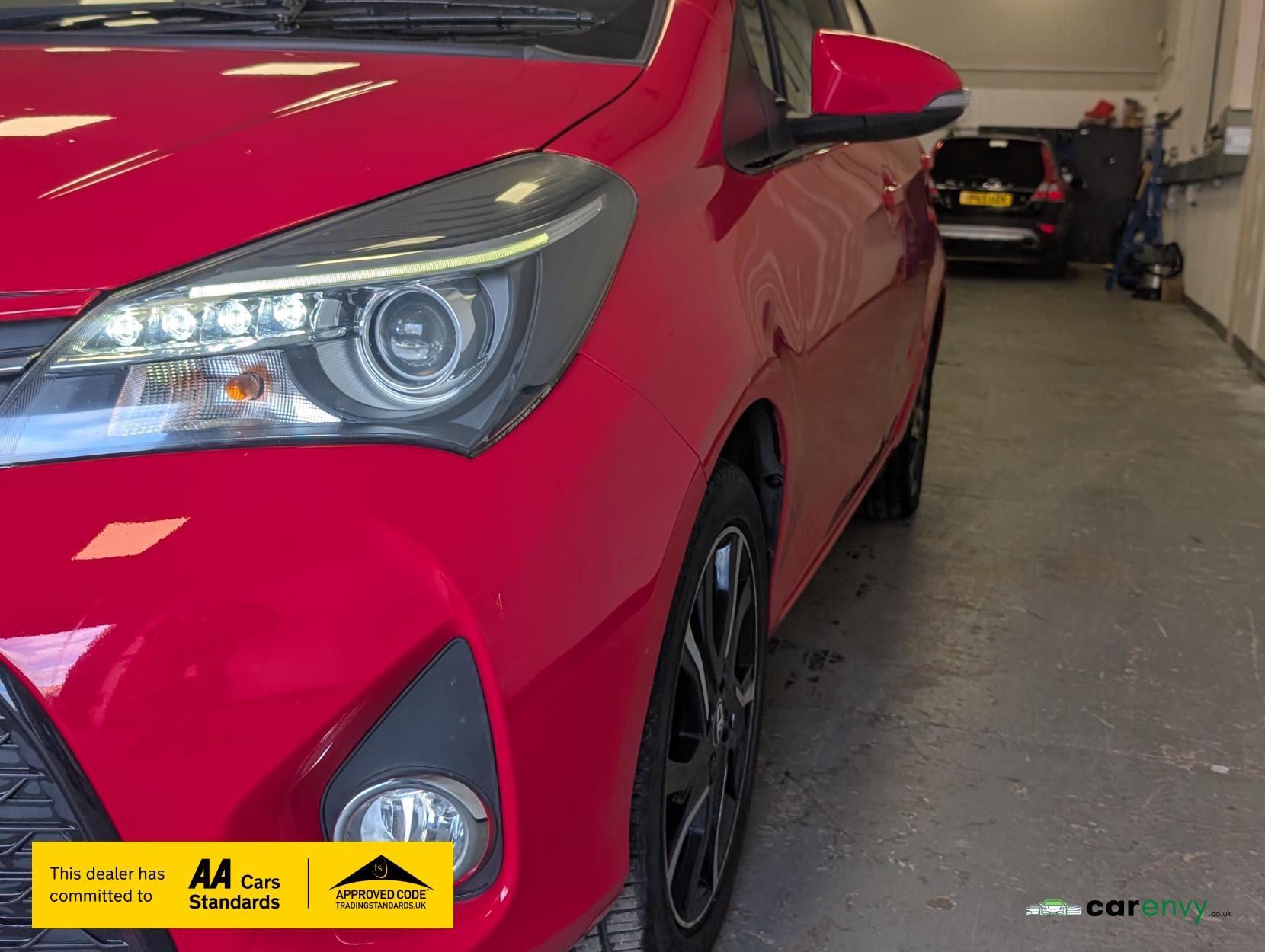 Toyota Yaris 1.33 Dual VVT-i Sport Hatchback 5dr Petrol Manual Euro 5 Euro 5 (99 ps)