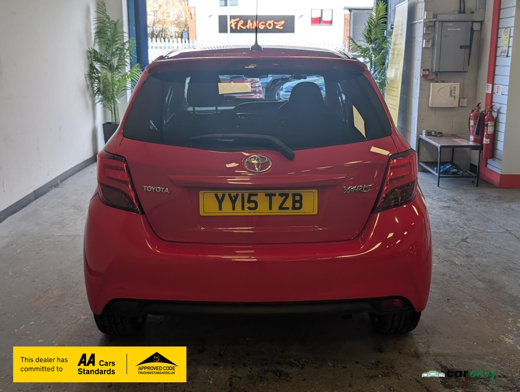 Toyota Yaris 1.33 Dual VVT-i Sport Hatchback 5dr Petrol Manual Euro 5 Euro 5 (99 ps)