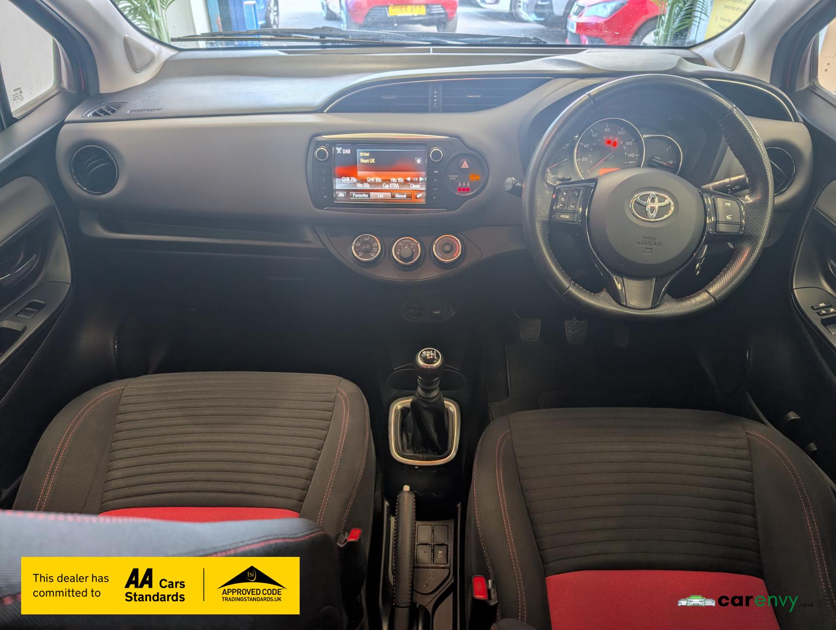 Toyota Yaris 1.33 Dual VVT-i Sport Hatchback 5dr Petrol Manual Euro 5 Euro 5 (99 ps)
