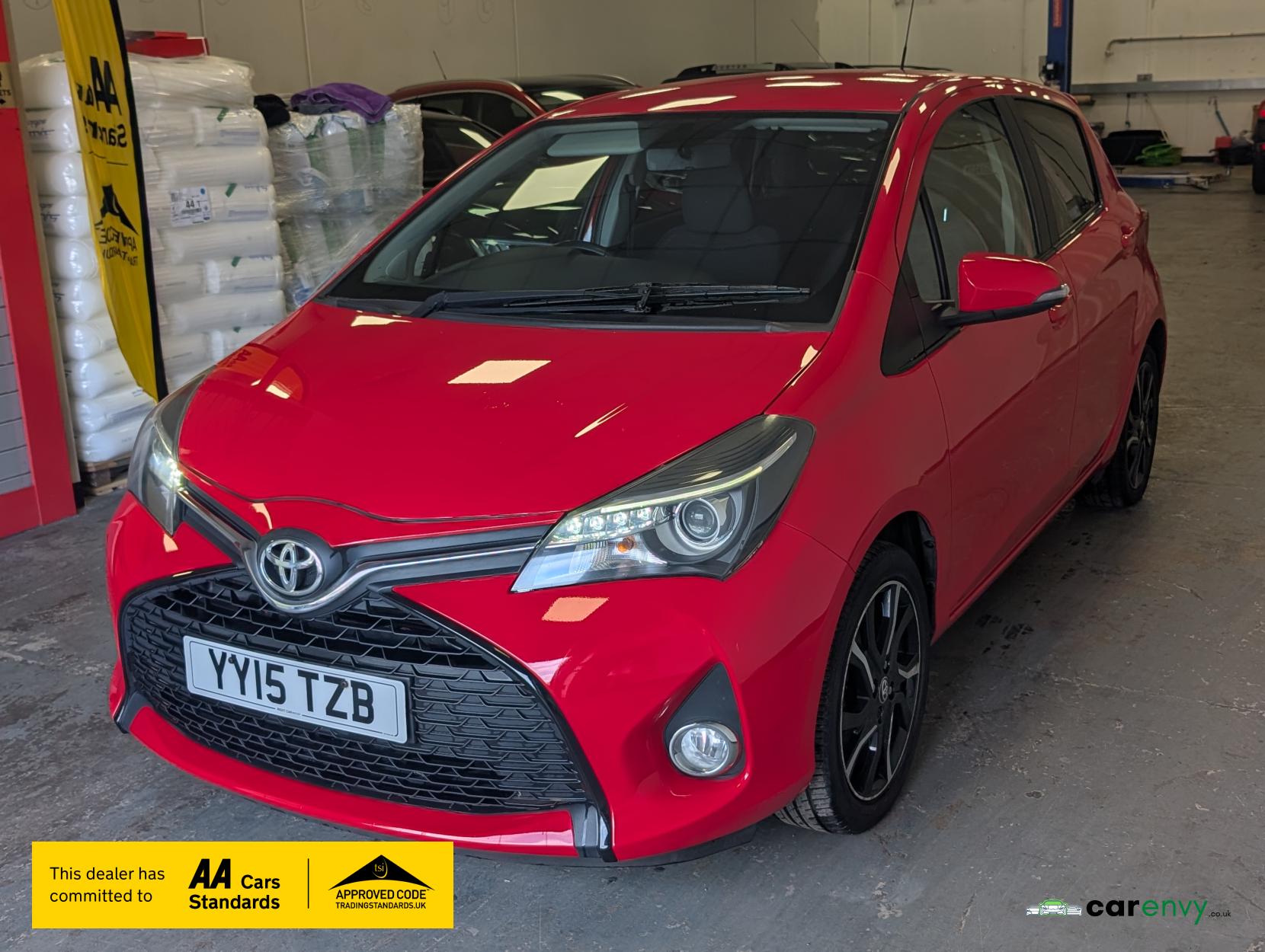 Toyota Yaris 1.33 Dual VVT-i Sport Hatchback 5dr Petrol Manual Euro 5 Euro 5 (99 ps)