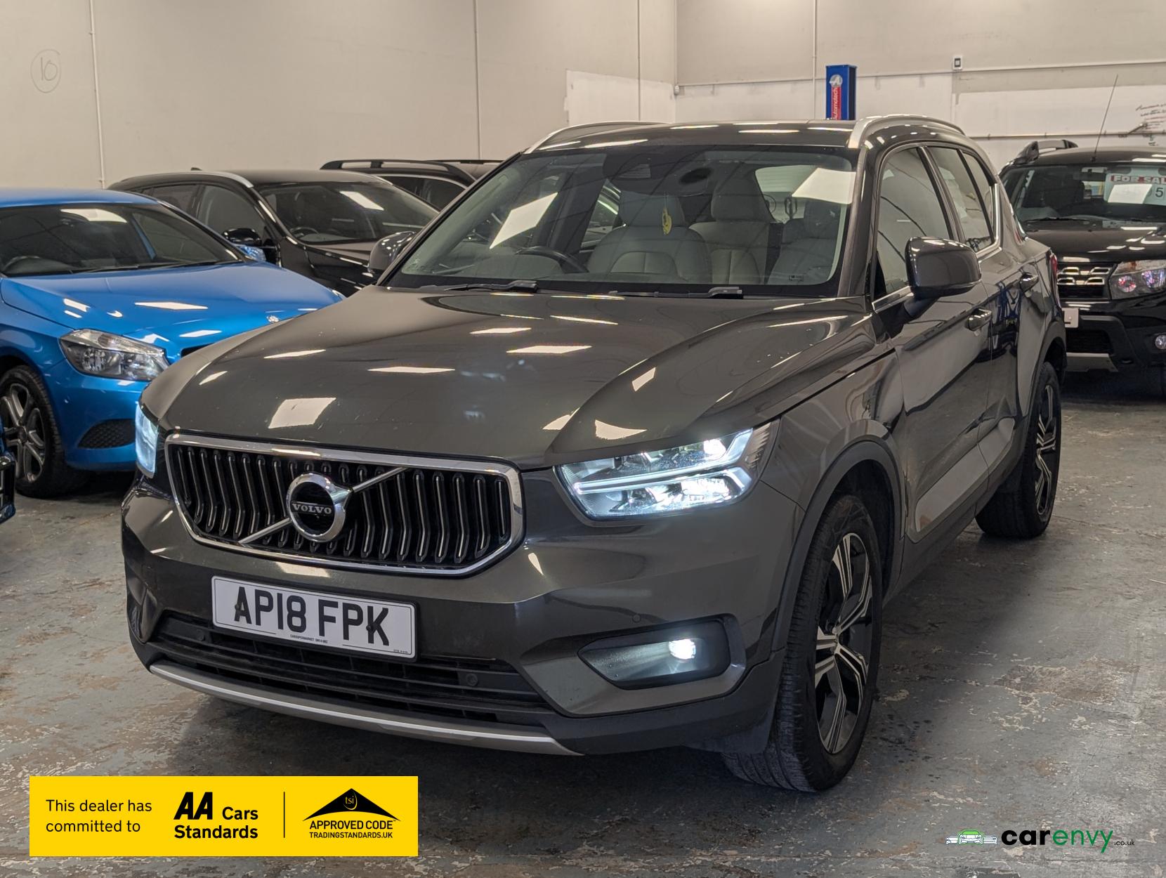 Volvo XC40 2.0 D3 Inscription SUV 5dr Diesel Manual Euro 6 (s/s) (150 ps)
