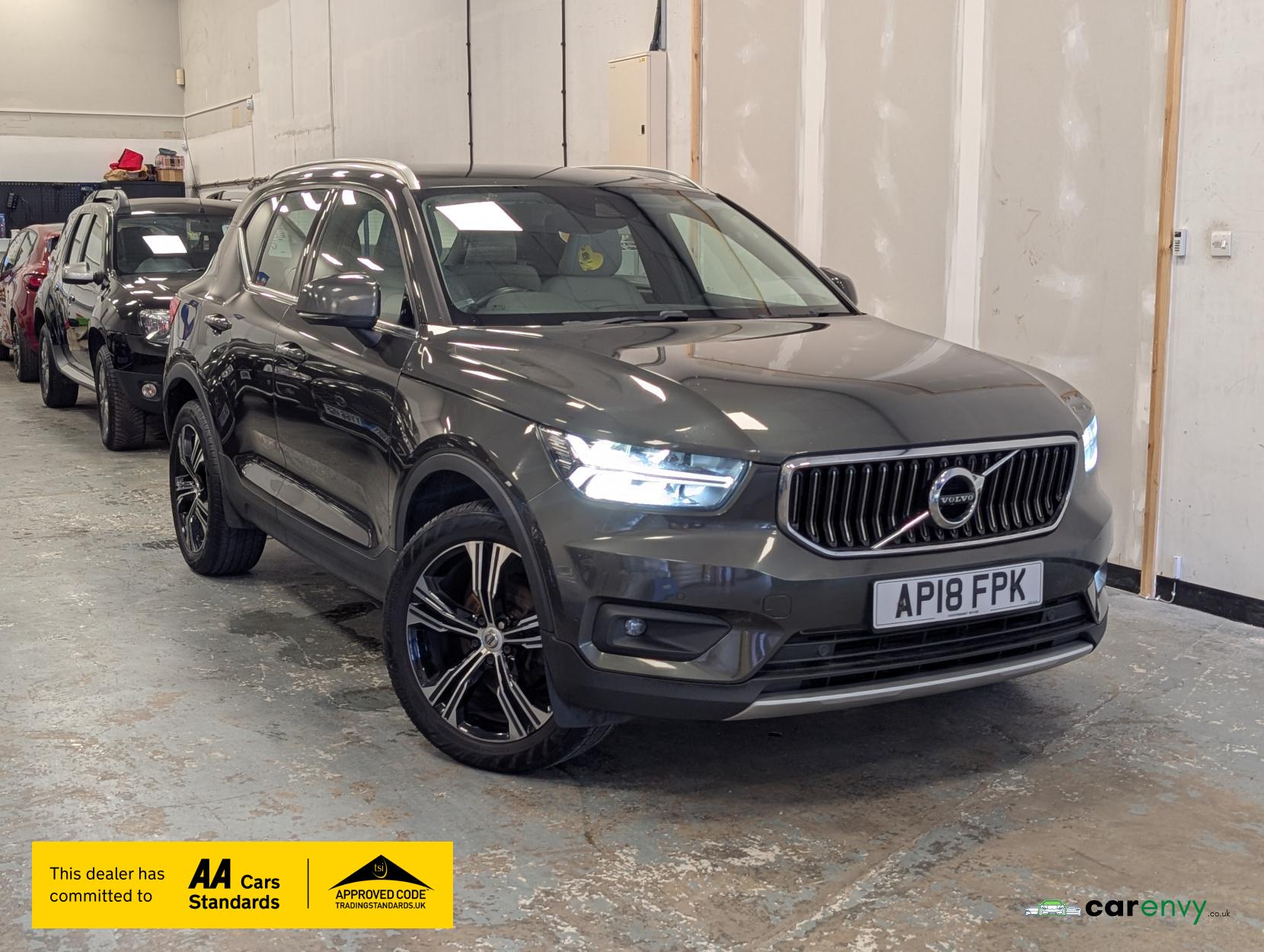 Volvo XC40 2.0 D3 Inscription SUV 5dr Diesel Manual Euro 6 (s/s) (150 ps)